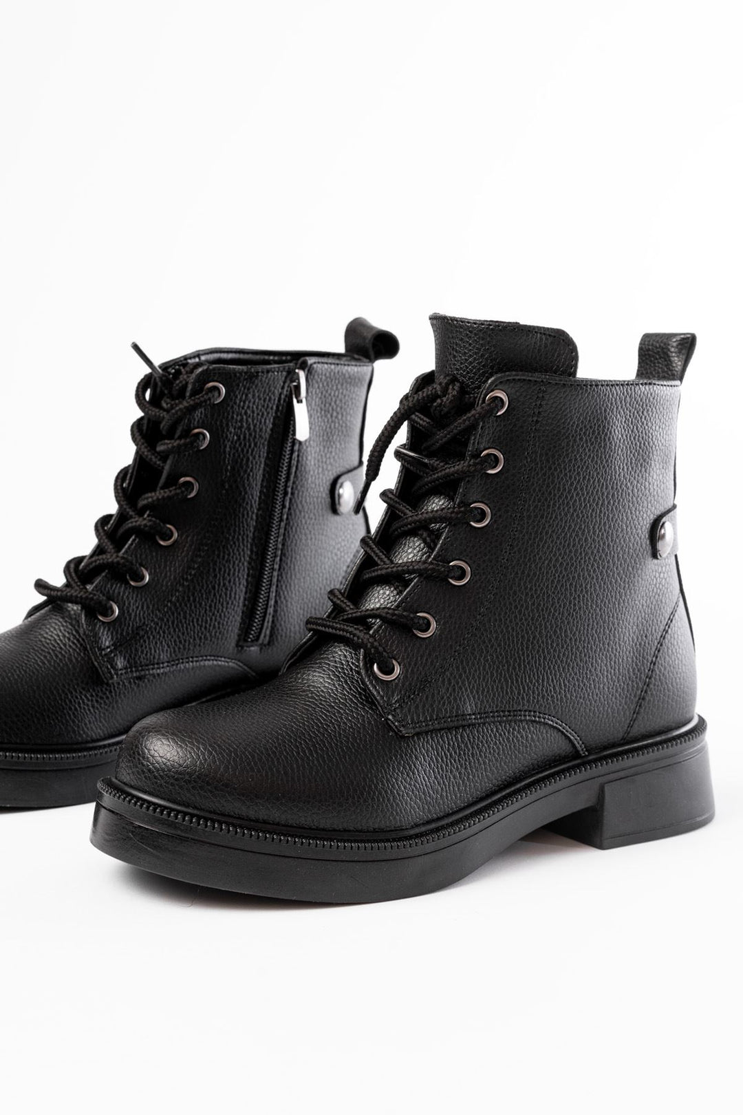 Lauran Siyah Galata Bağcıklı Fermuarlı Kadın Bot