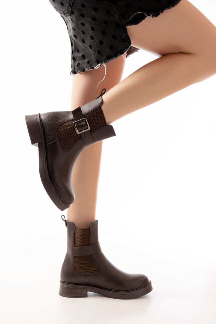 Parlina Kahverengi Toka Aksesuarlı Lastikli Kadın Bot