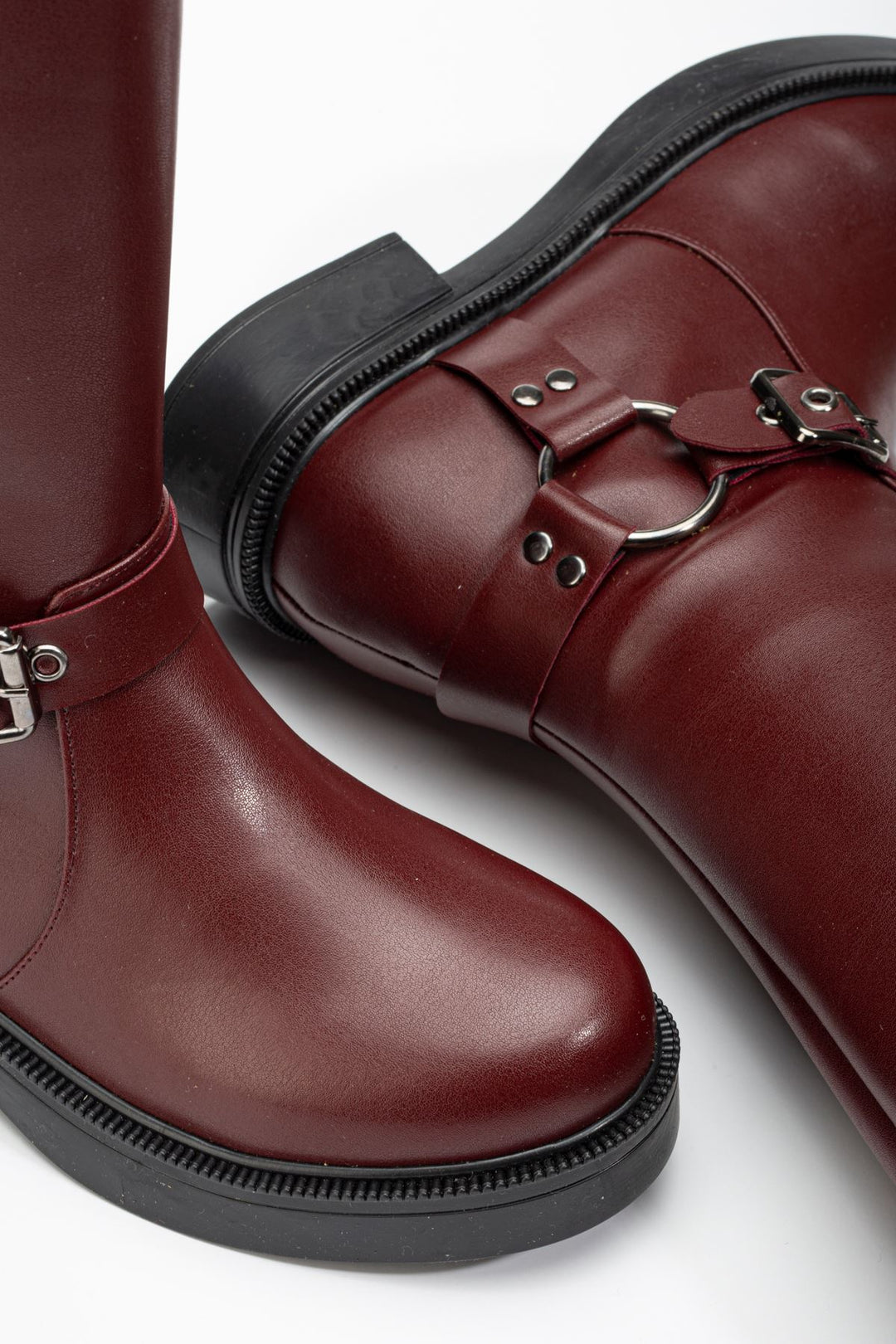 Dehun Bordo Toka Aksesuarlı Fermuarlı Kadın Çizme