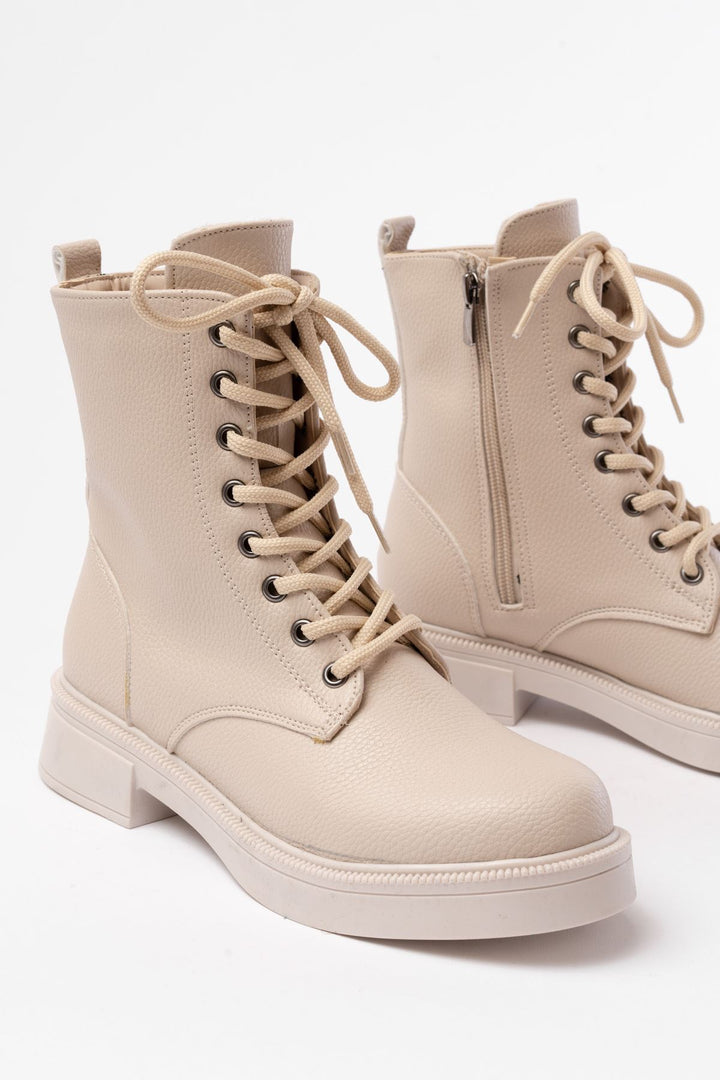 Fatenle Bej Galata Düz Topuklu Bağcıklı Fermuarlı Kadın Bot