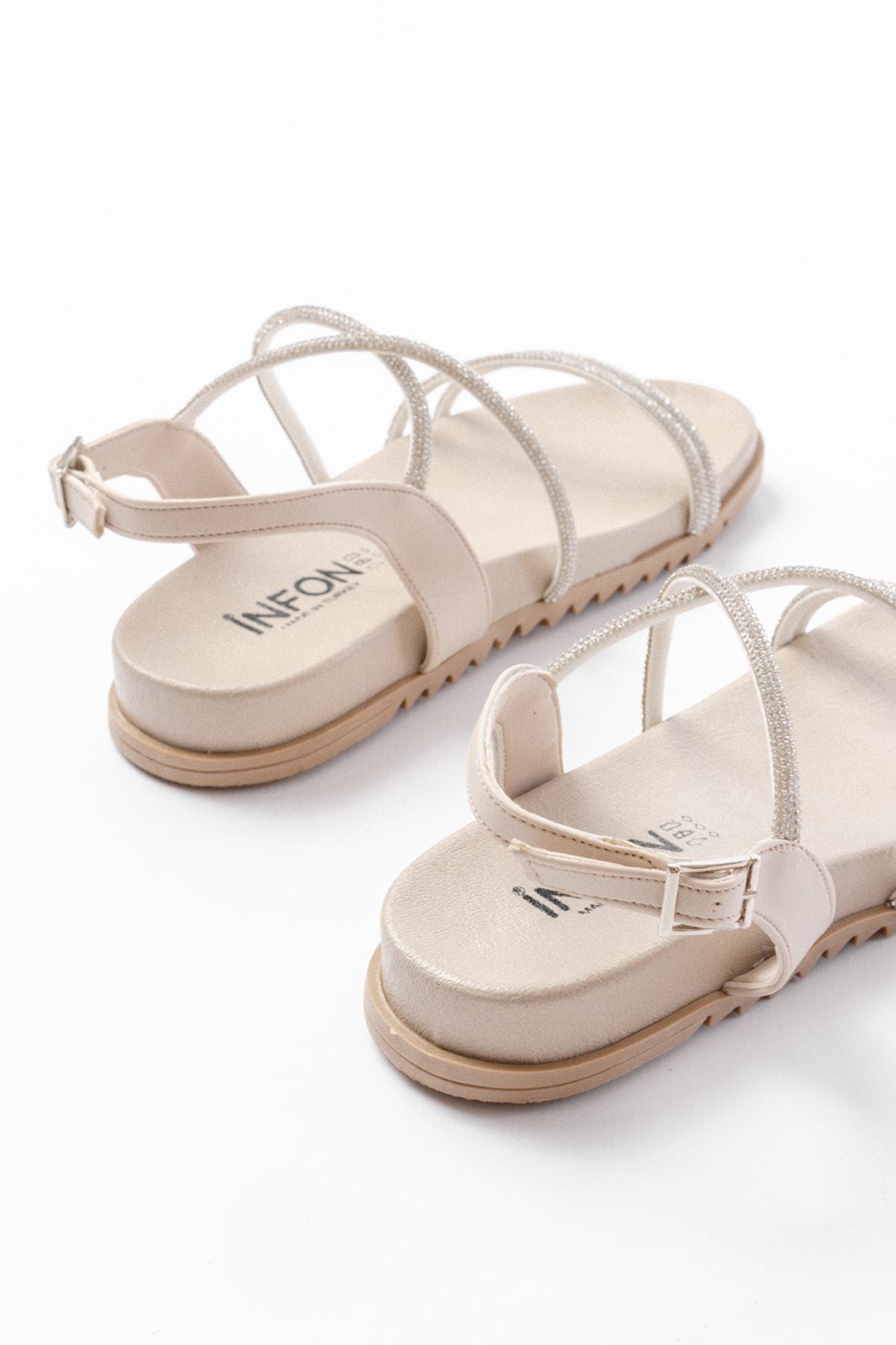 Zarubny Bej Gümüş Taşlı Kadın Sandalet