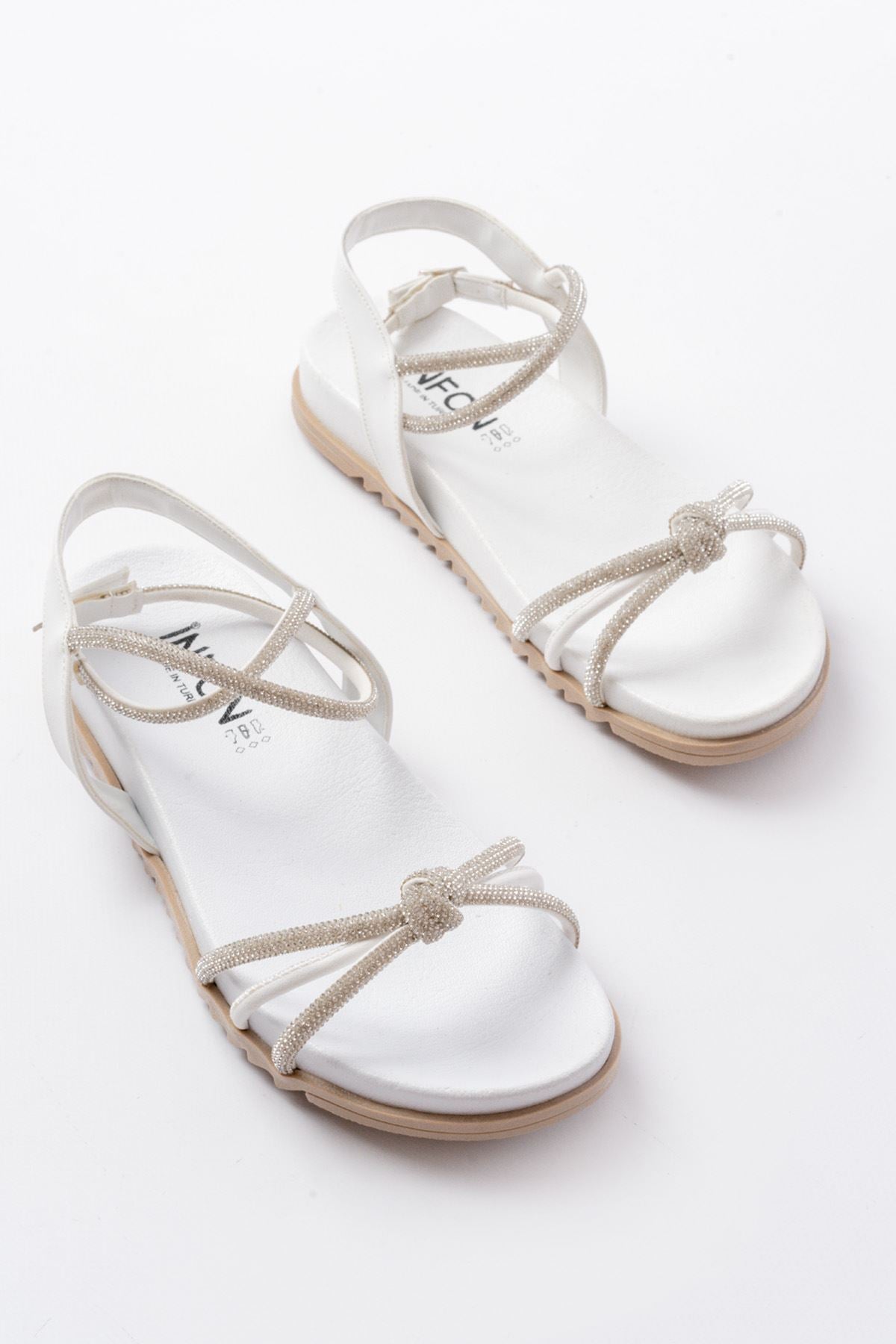 Paterms Beyaz Gümüş Taşlı Kadın Sandalet