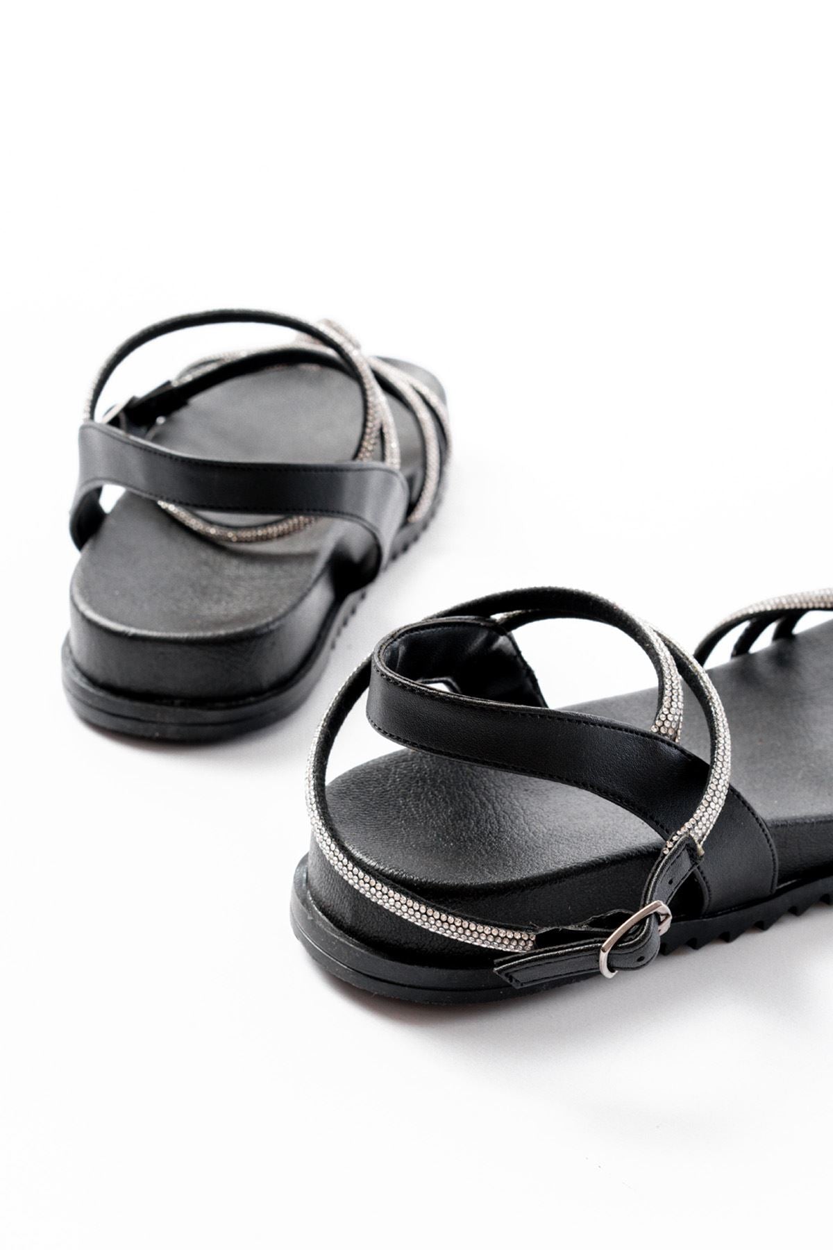 Paterms Siyah Gümüş Taşlı Kadın Sandalet