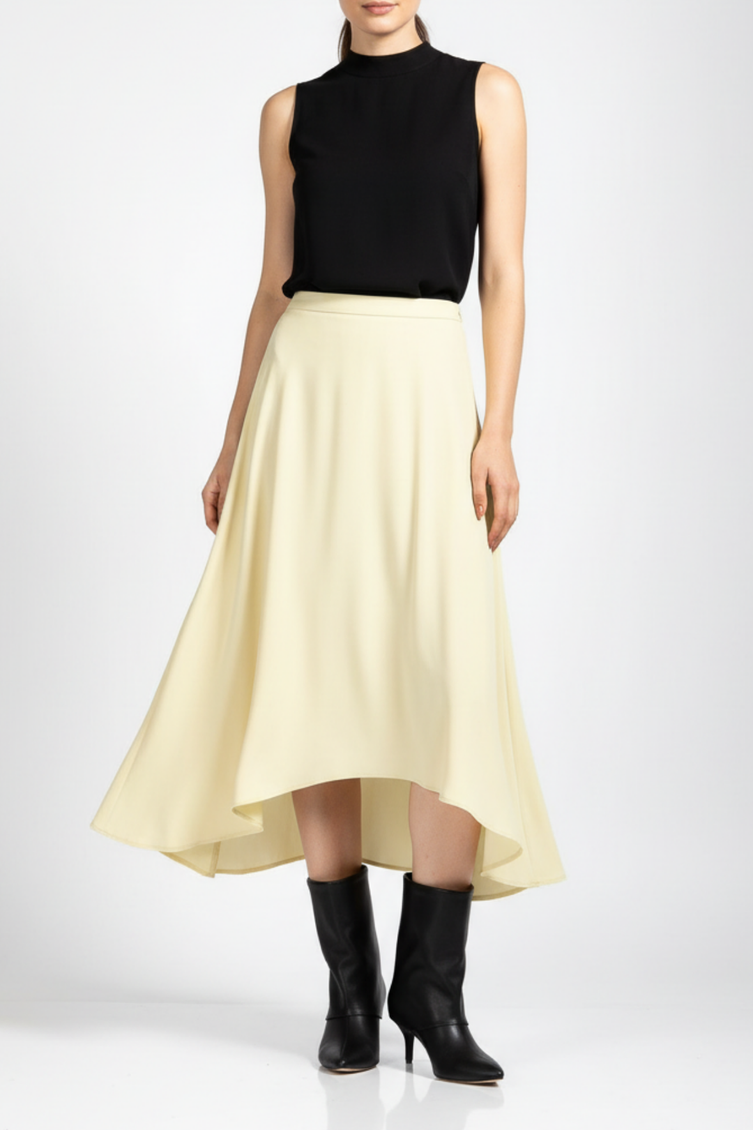 Zenora Kadın Siyah Yakalı İnce Topuklu Bot