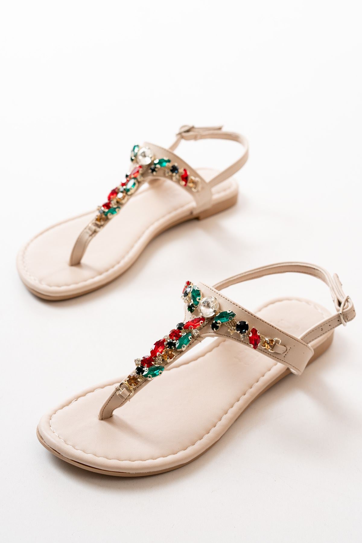 Bolvans Bej Multi Taşlı Parmak Arası Kadın Sandalet