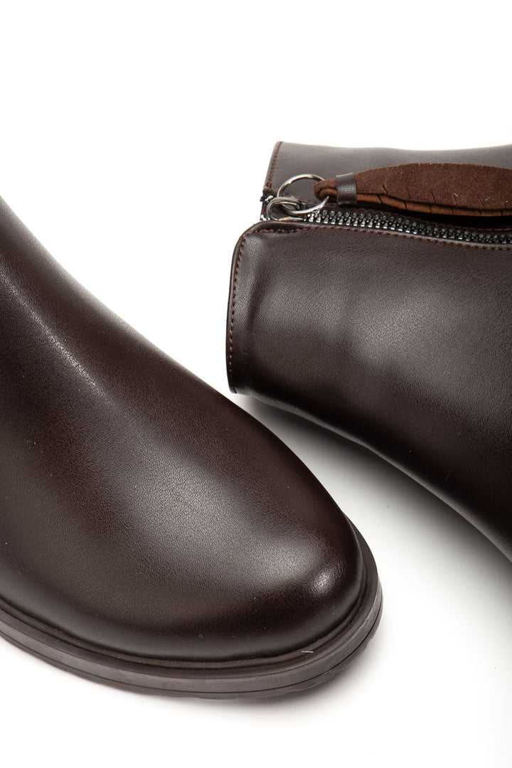 Alenyaz Kahve Yaprak Desenli Fermuarlı Kadın Bot