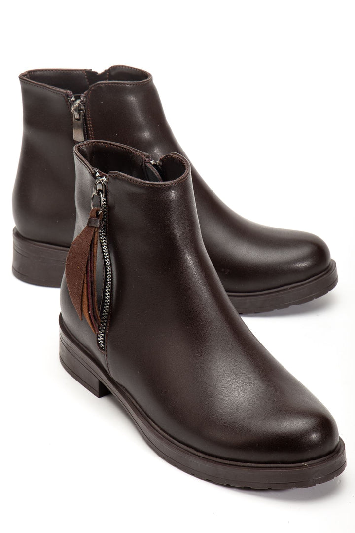 Alenyaz Kahve Yaprak Desenli Fermuarlı Kadın Bot