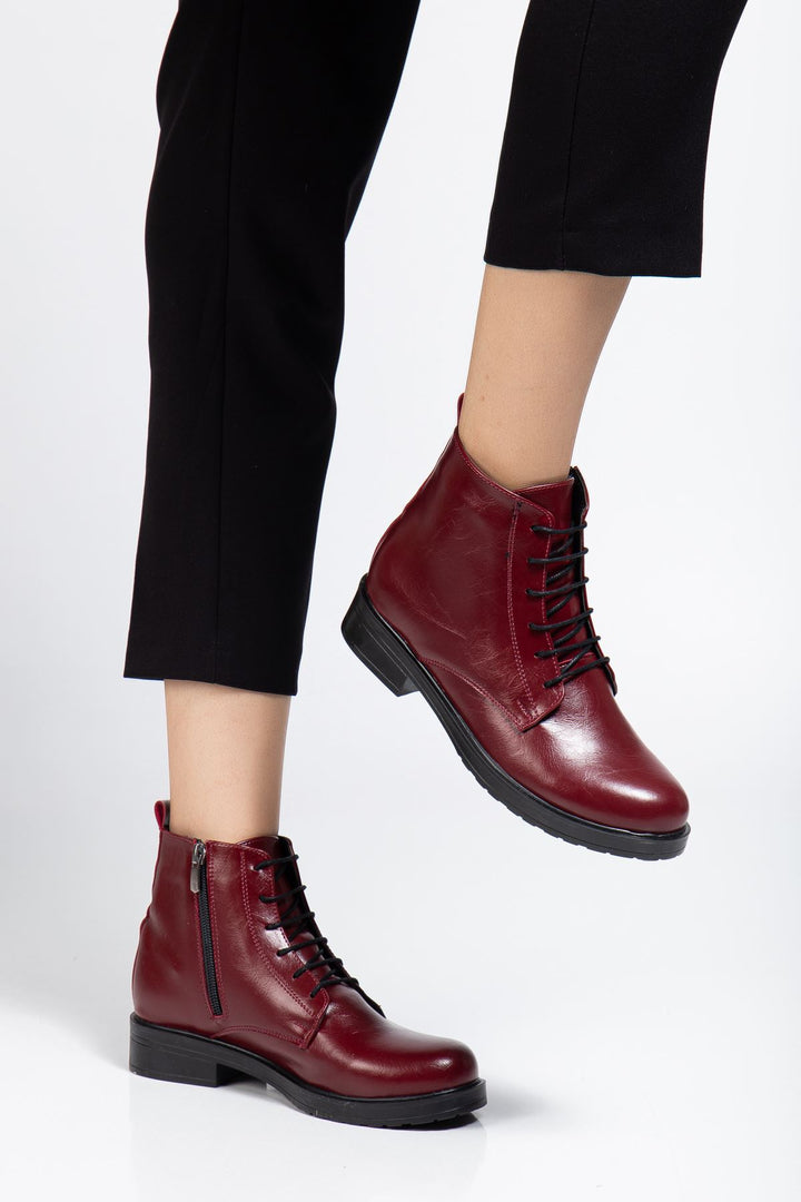 Garsu Bordo Yanki Bağcıklı Fermuarlı Kadın Bot
