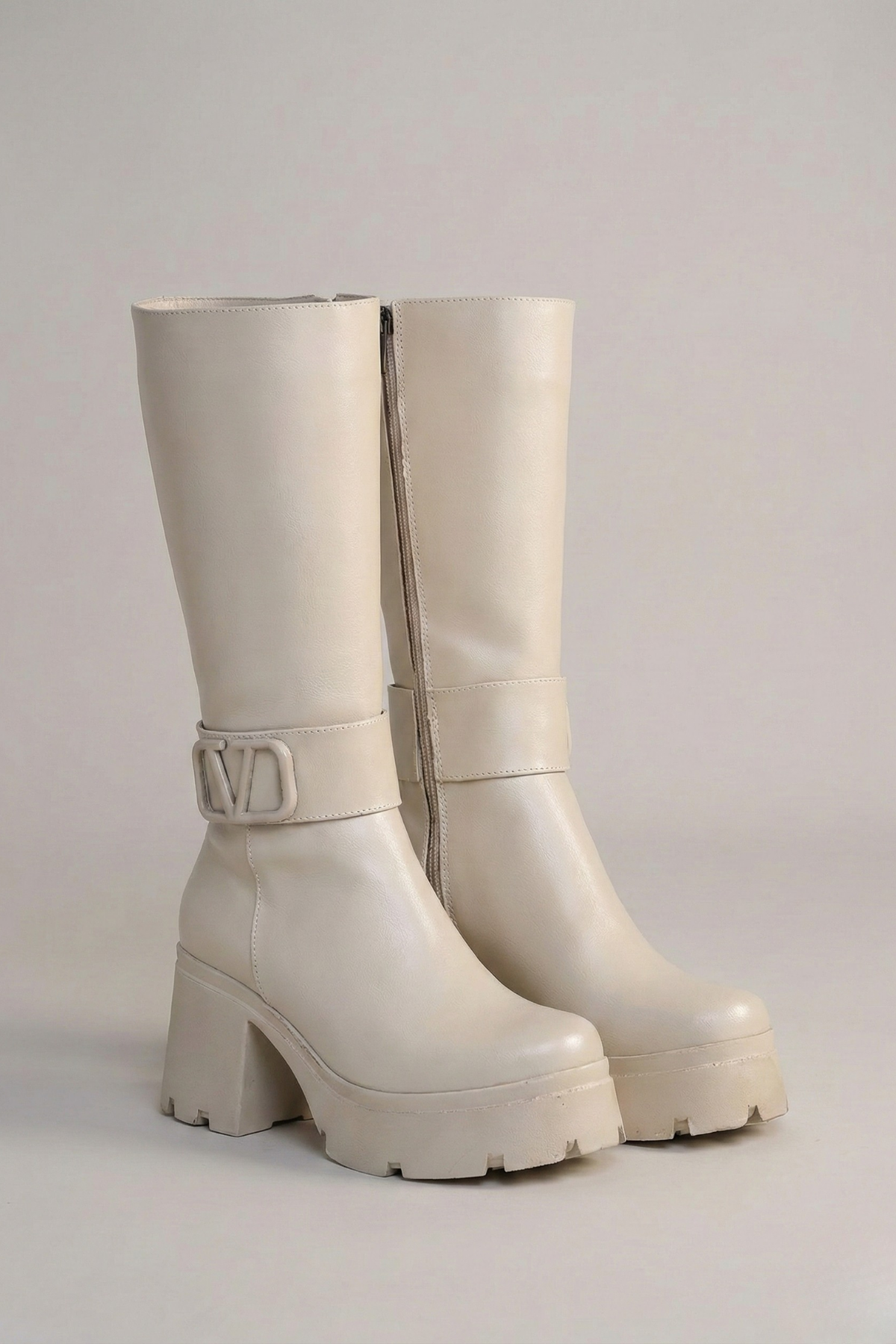 Moki Kadın Bej Tokalı Topuklu Çizme