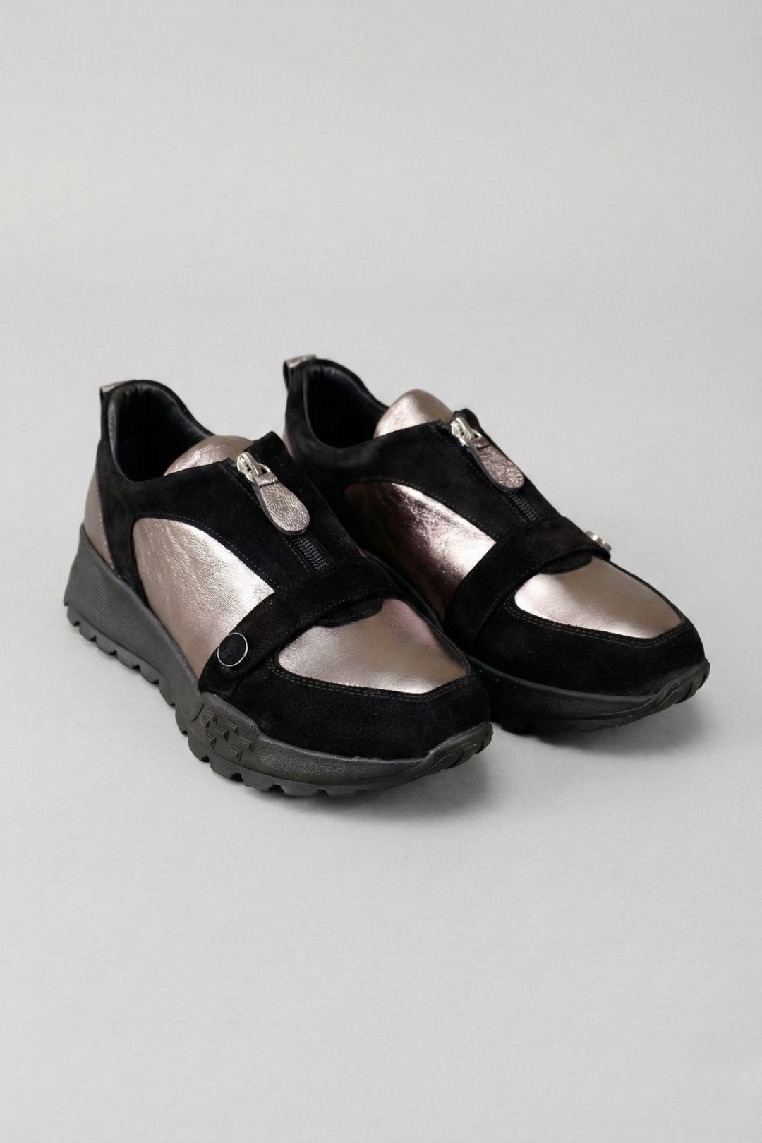 Robigo Kadın Hakiki Süet Deri Siyah Spor Ayakkabı