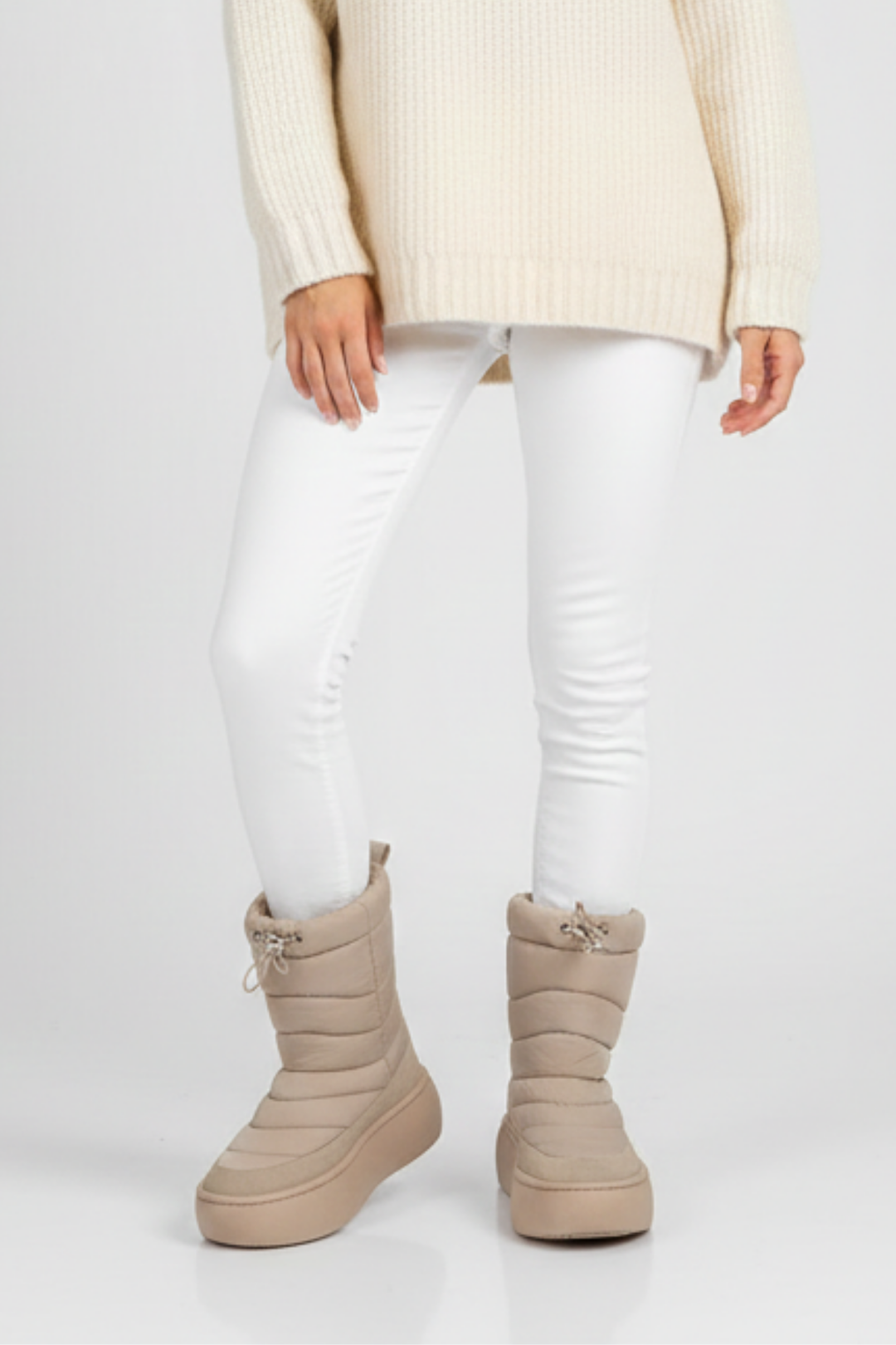 Petra Kadın Kalın Taban Paraşüt Kumaş Nut Kar Botu