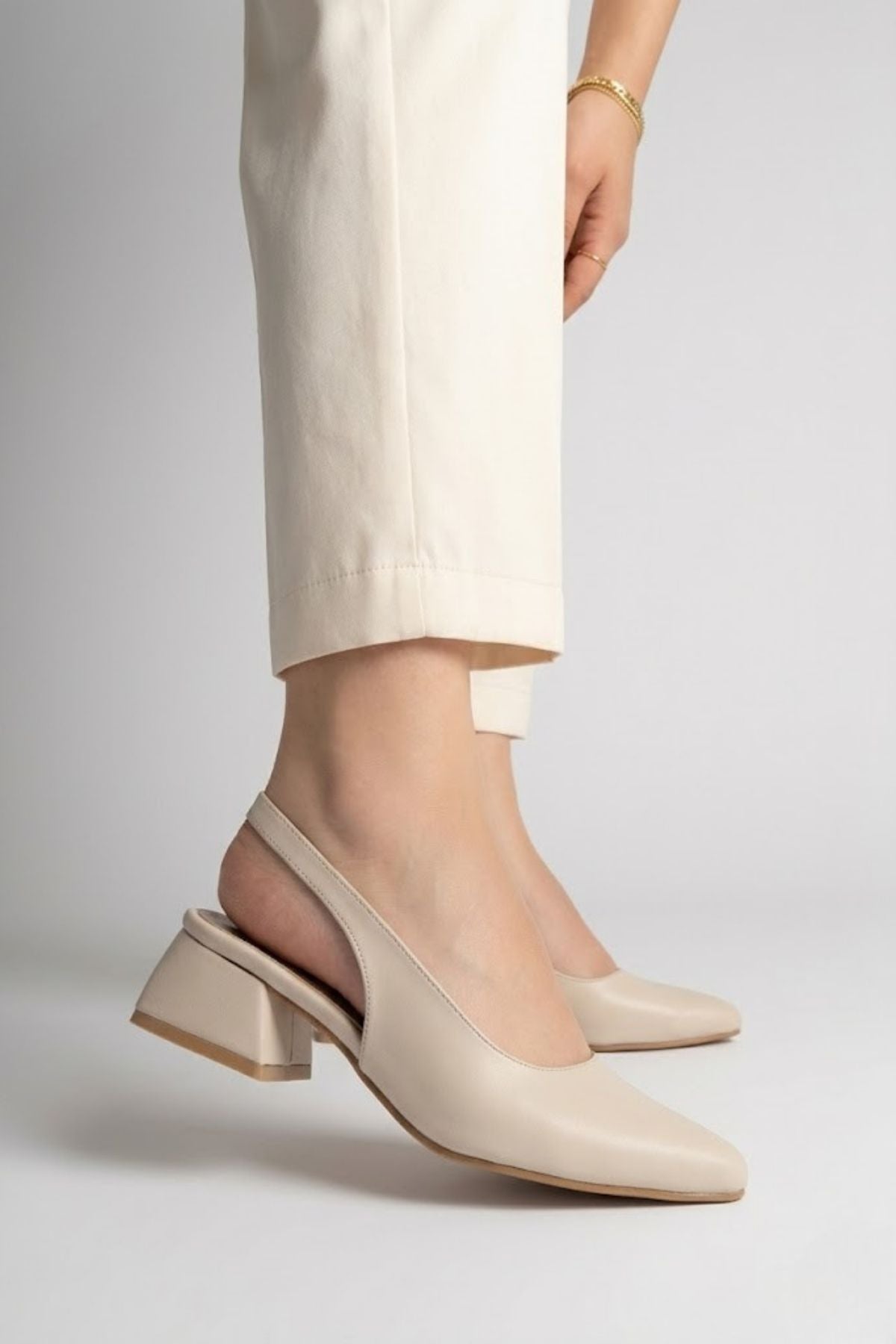 Evia Kadın Bej Topuklu Ayakkabı