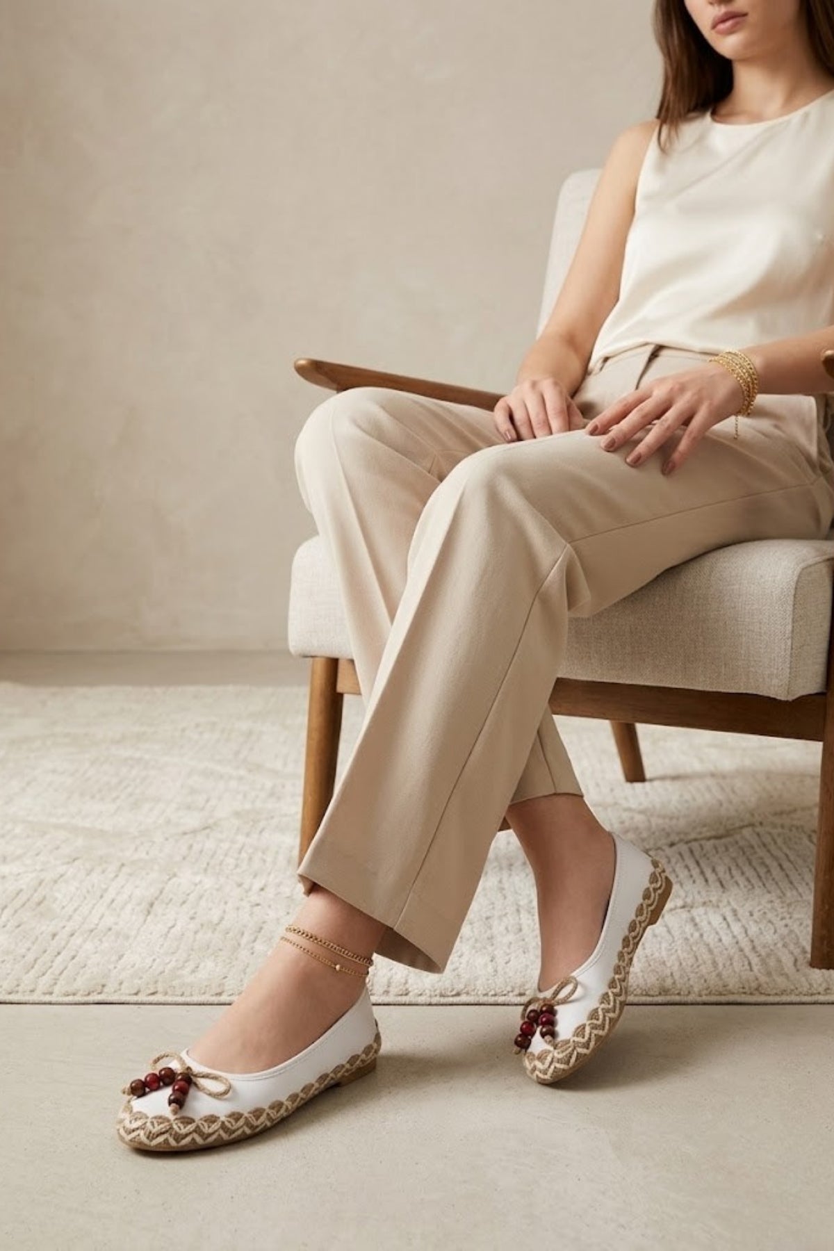 Ilwe Kadın Boncuk Detaylı Beyaz Babet Ayakkabı