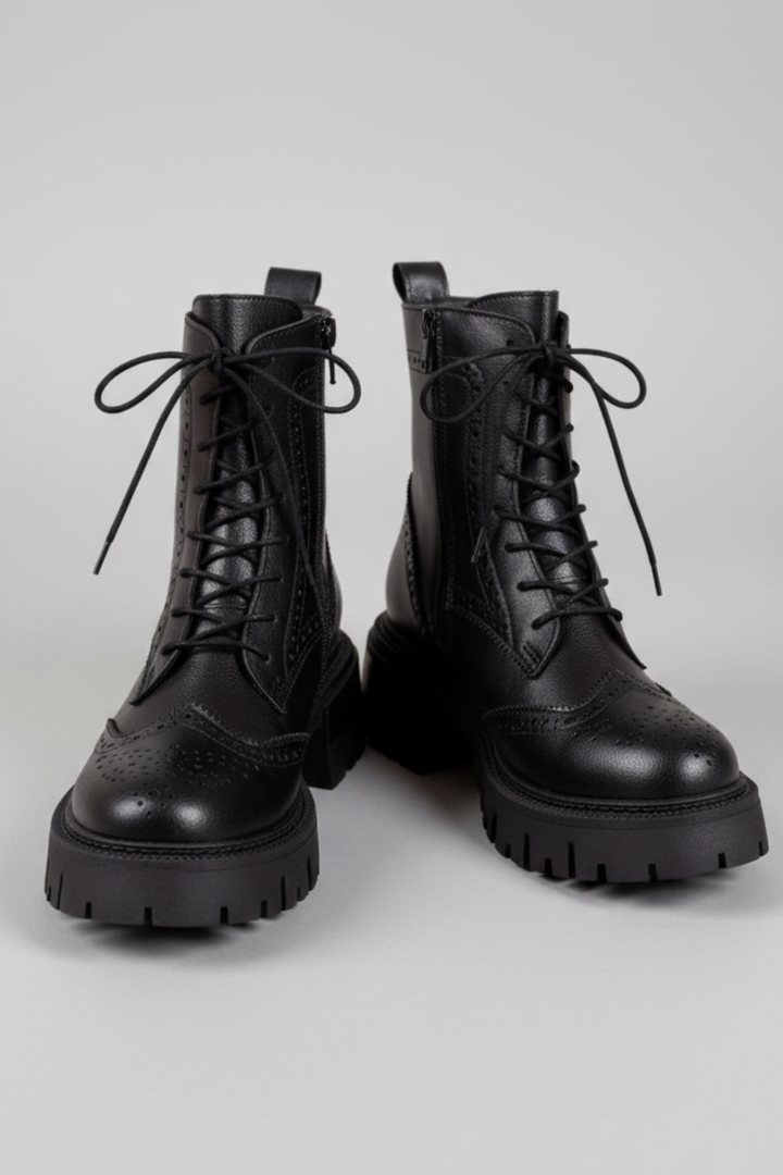 Taros Kadın Siyah Bot