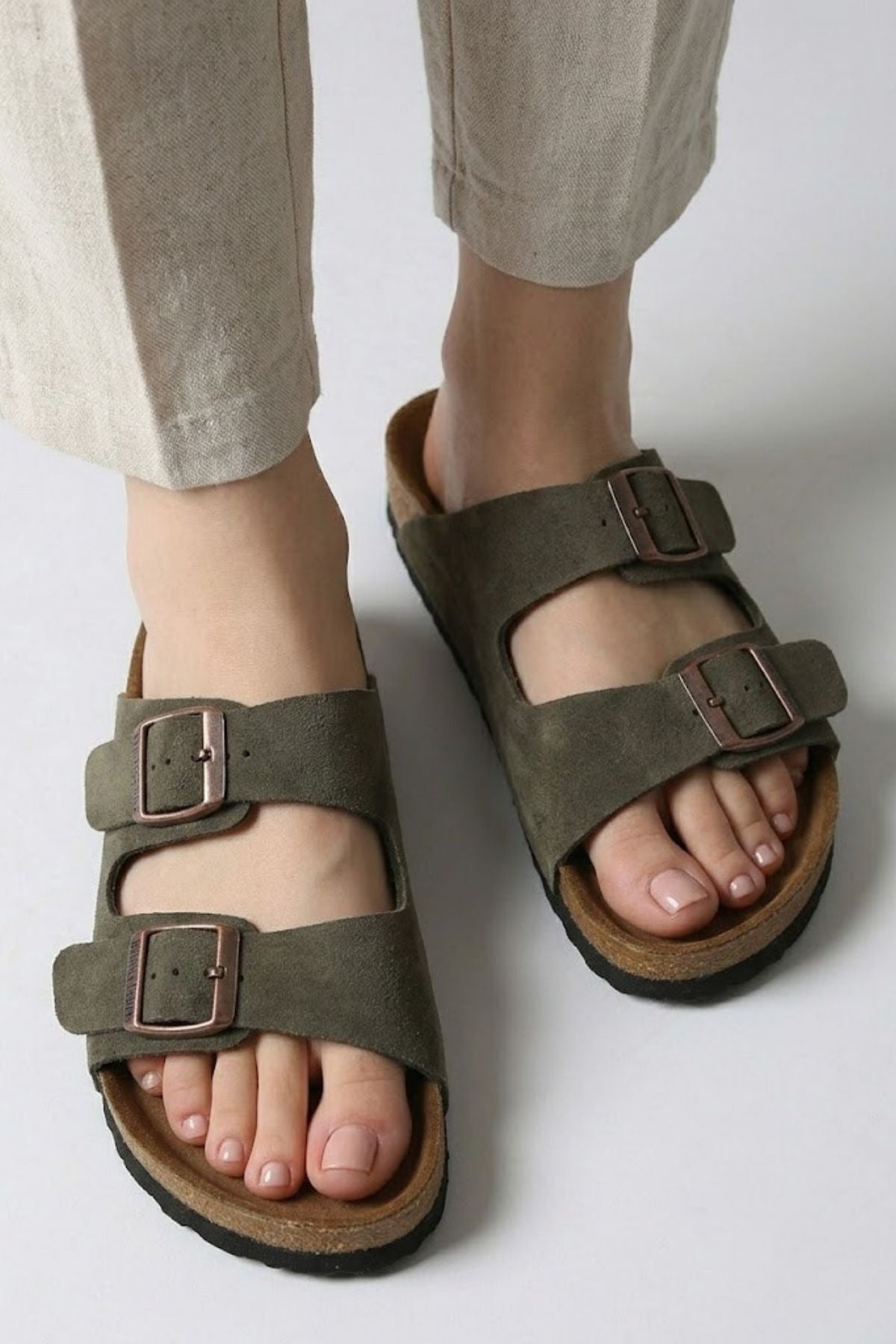 Rıno Kadın Haki Yeşil Nubuk Kemerli Terlik