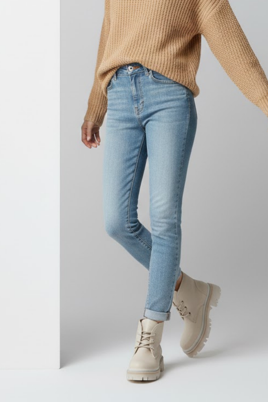 Fonsi Kadın Cilt Kalın Taban Bej Bot