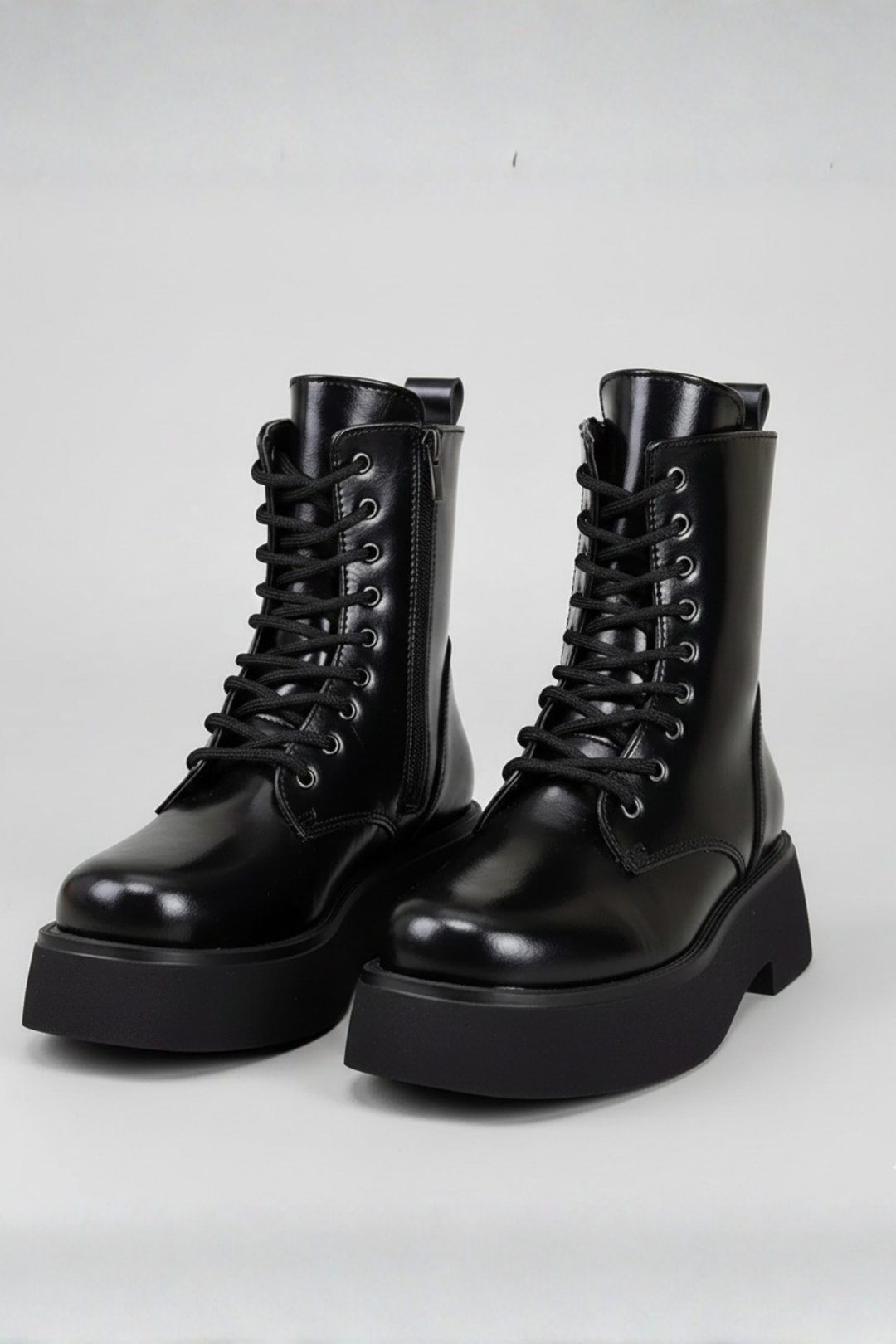 Manolya Kadın Siyah Bot