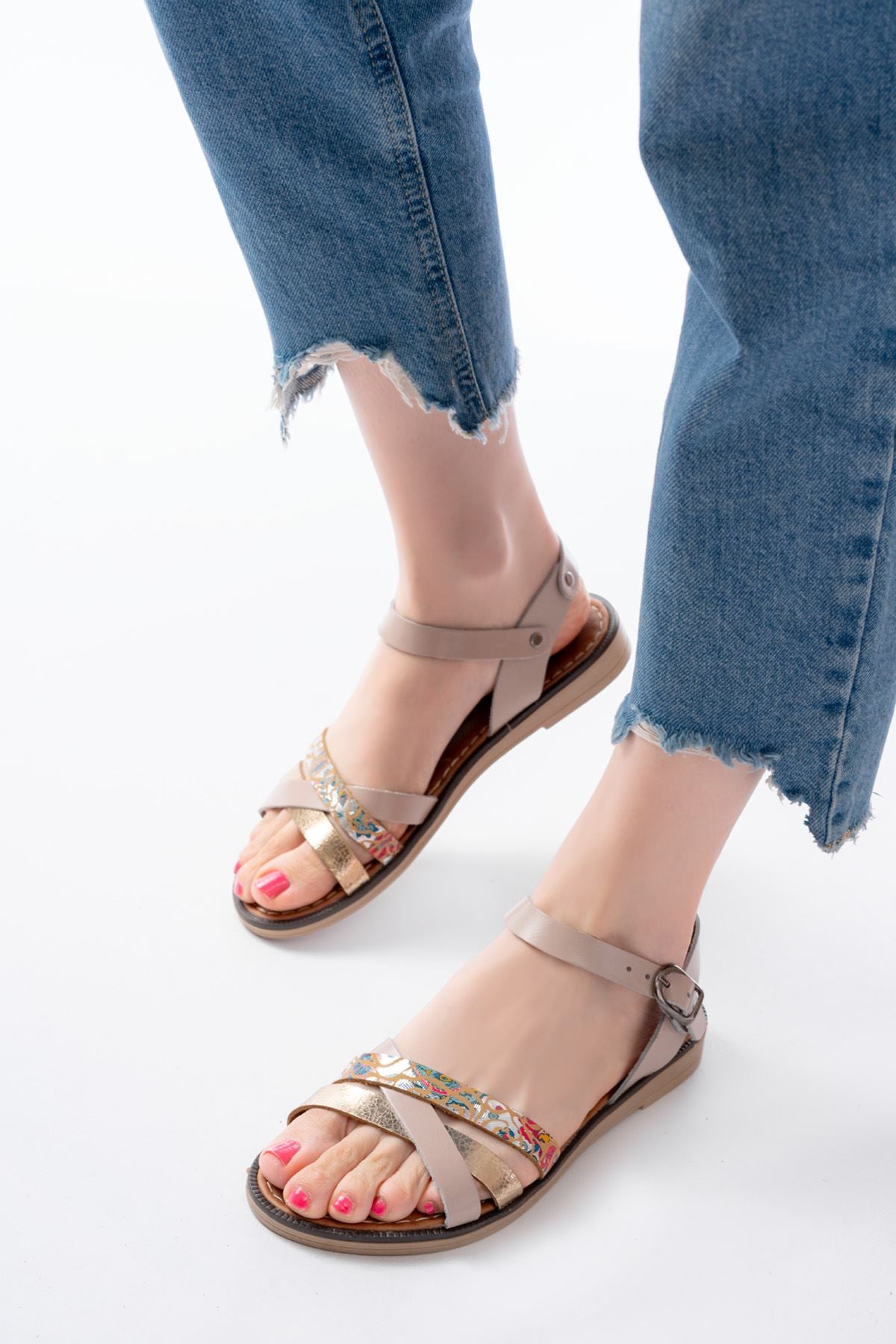 Camerus Bej Garni Hakiki Deri Kadın Sandalet