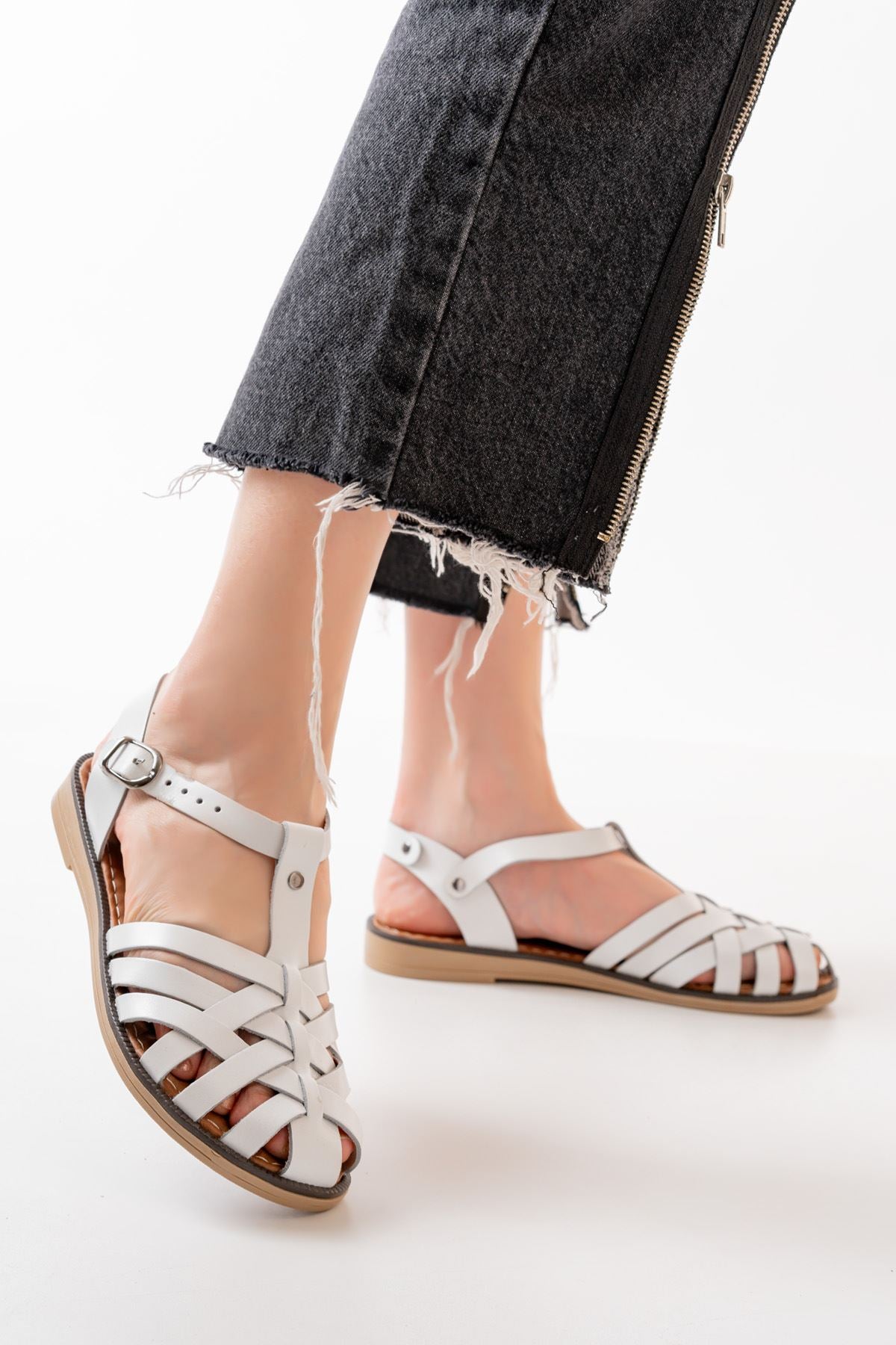 Matha Beyaz Hakiki Deri Kadın Sandalet