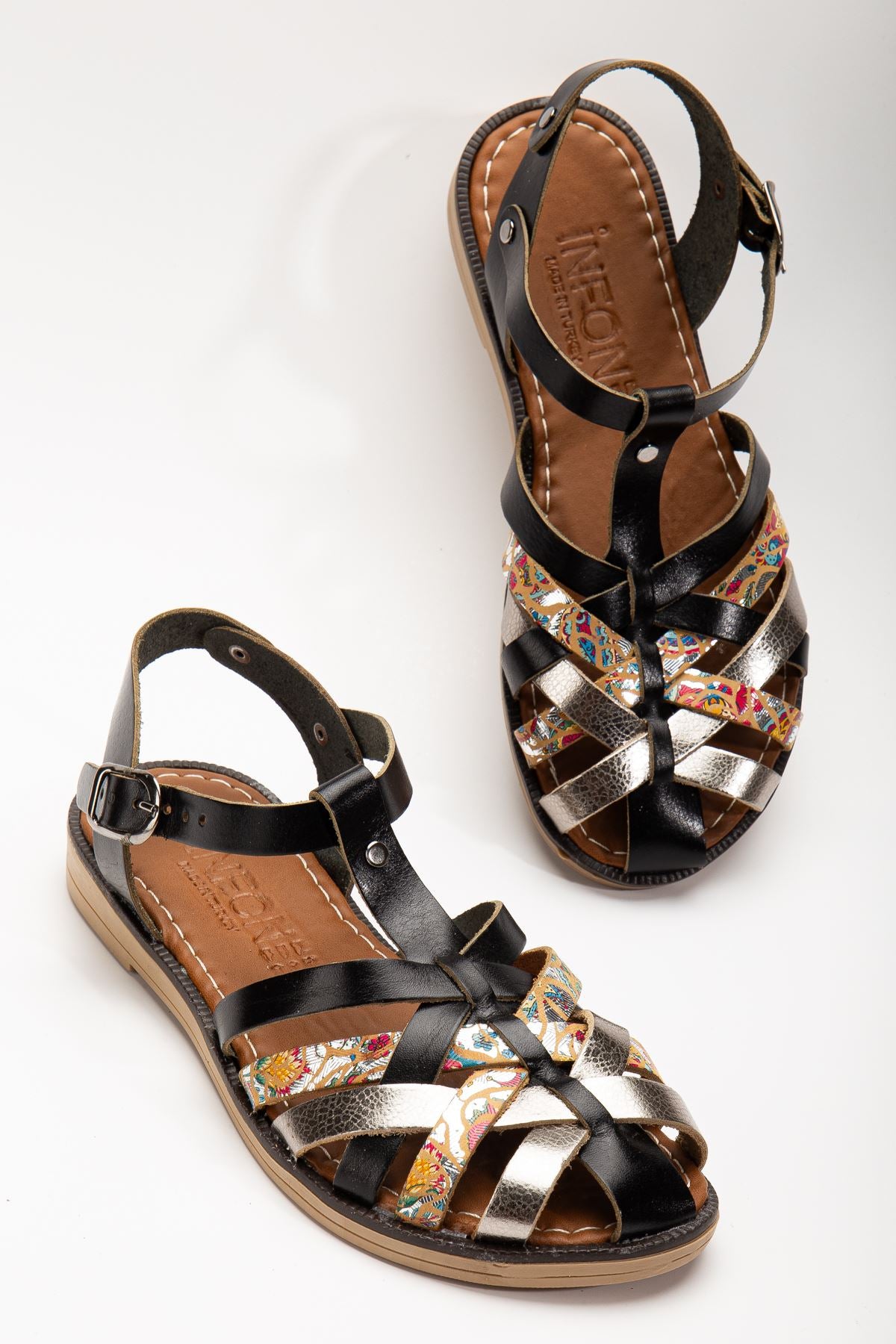 Matha Siyah Garni Hakiki Deri Kadın Sandalet