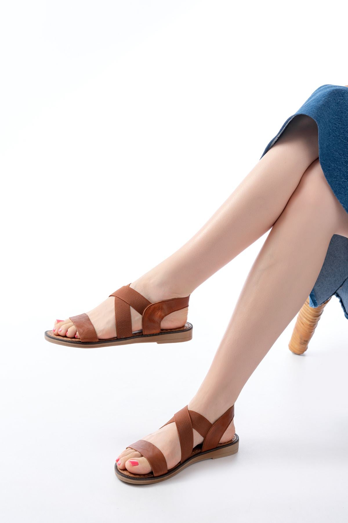 Gbany Taba Tek Bantlı Lastikli Hakiki Deri Kadın Sandalet