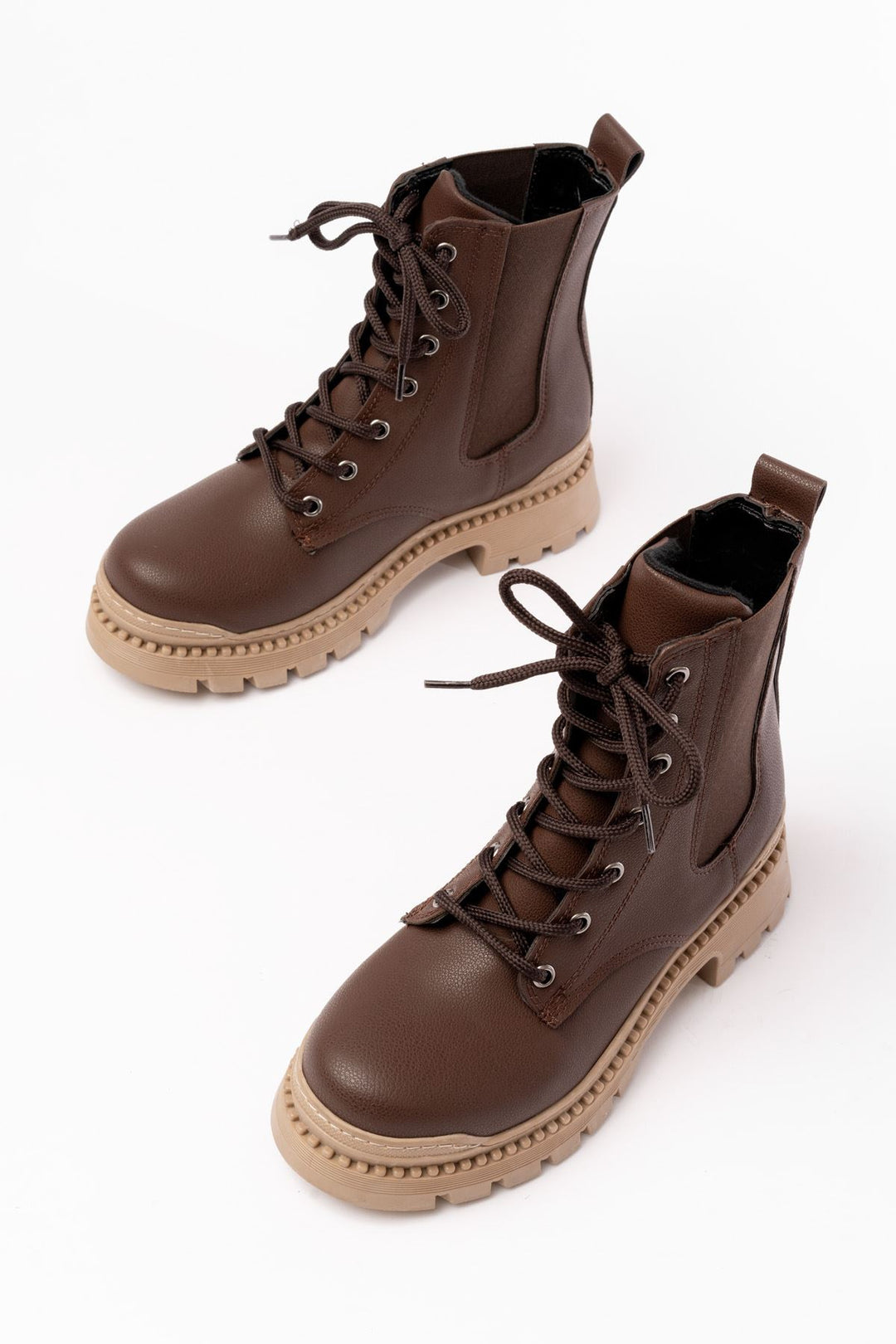 Hendy Kahverengi Düz Topuklu Bağcıklı Lastikli Kadın Bot