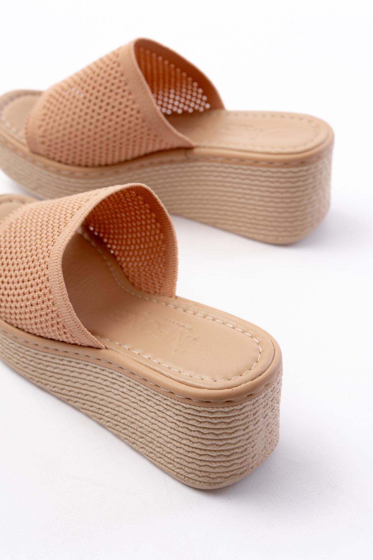 Akrina Kadın Nut Triko Dolgu Topuklu Terlik