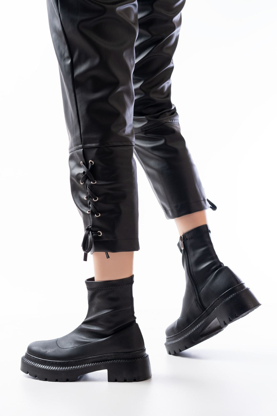 Tancez Siyah Streç Fermuarlı Kadın Bot