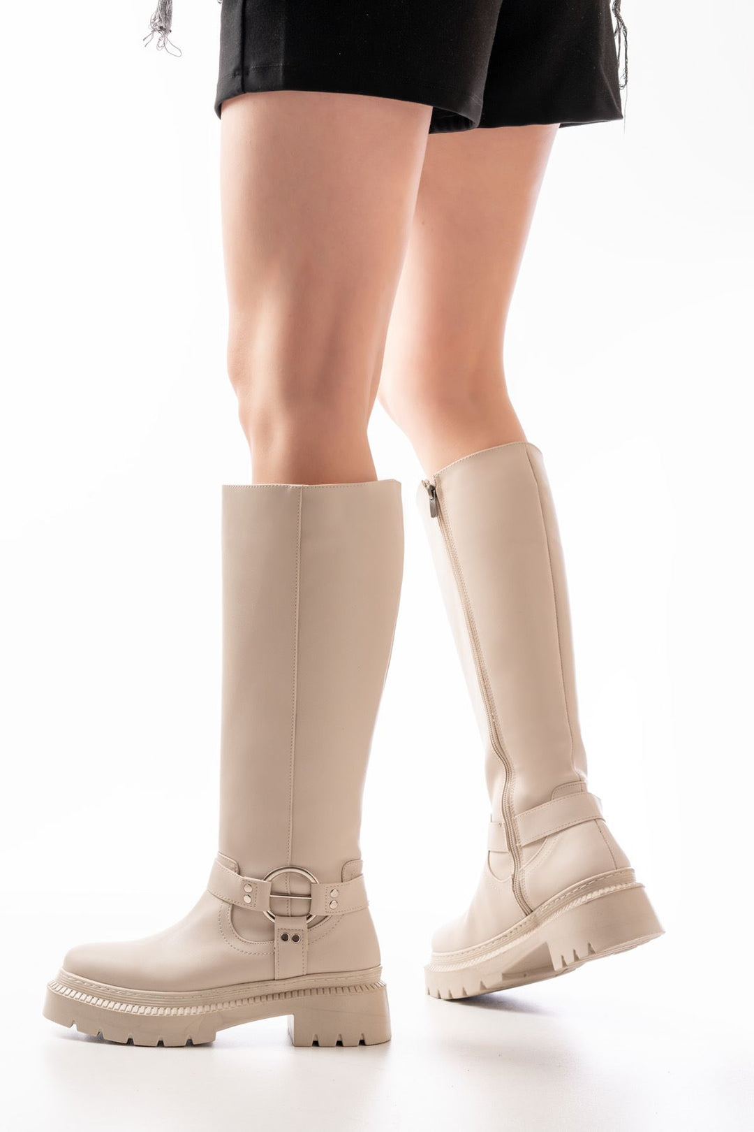 Lyord Bej Fermuarlı Kadın Çizme