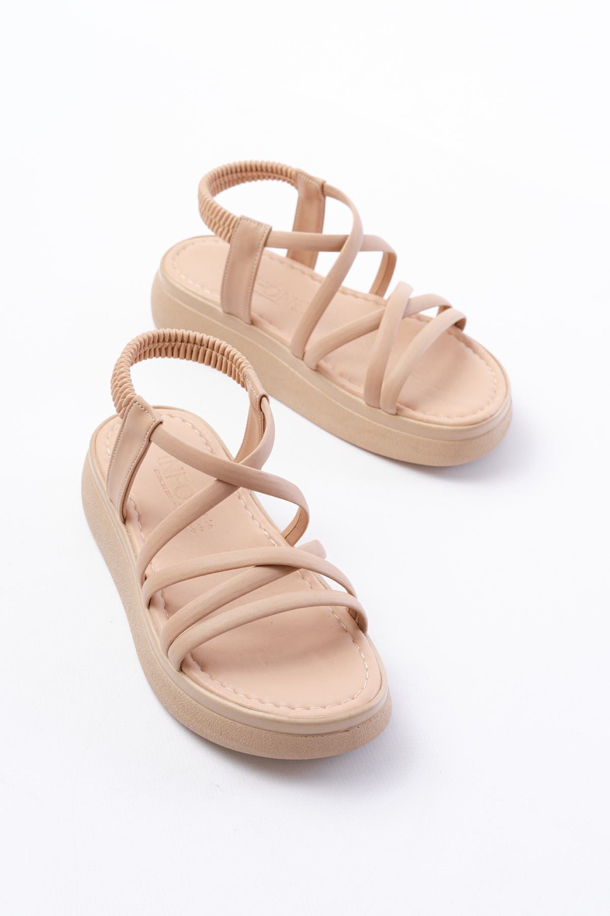 Benefi Nut Dolgu Topuk Kadın Sandalet