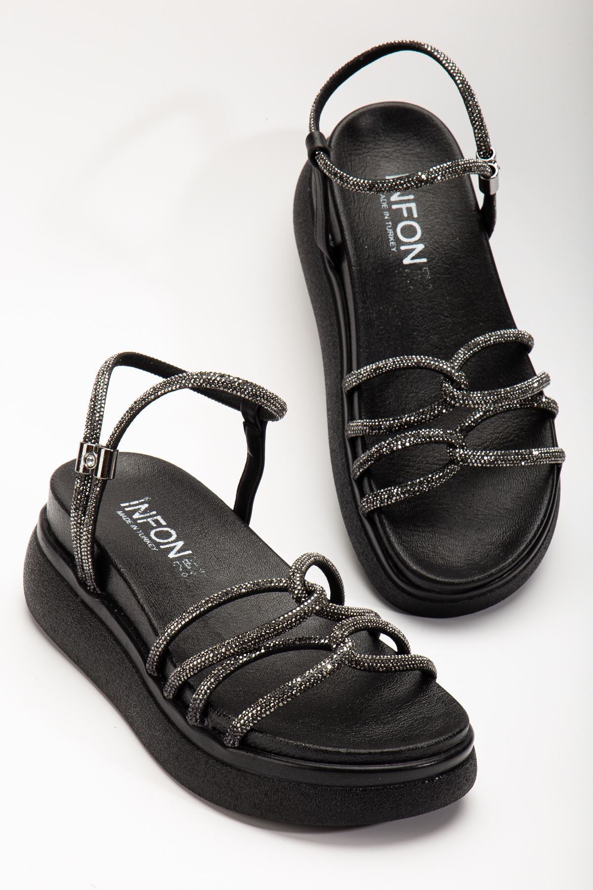 Ladeni Siyah Dolgu Topuk Taşlı Kadın Sandalet