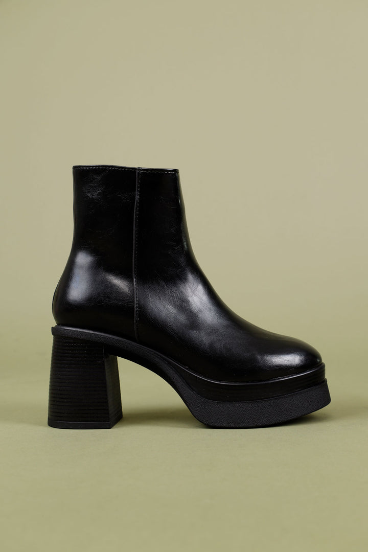 Lavzer Kadın Kalın Topuklu Siyah Bot