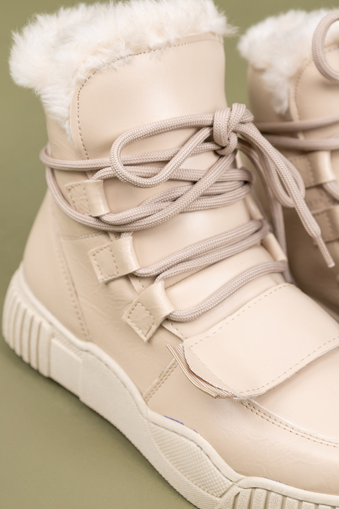 Zacun Kadın Kürklü Bej Bot