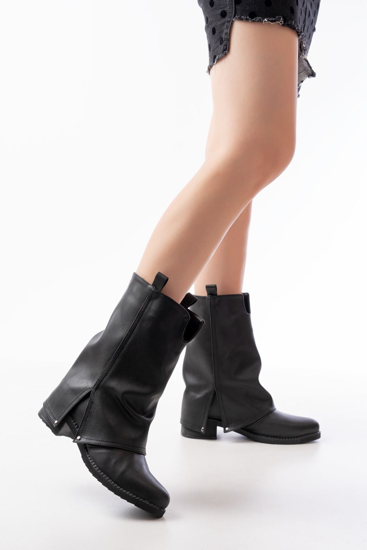 Ahunaz Siyah Kadın Bot, Dökümlü Tarzıyla Rahat,Şık Model
