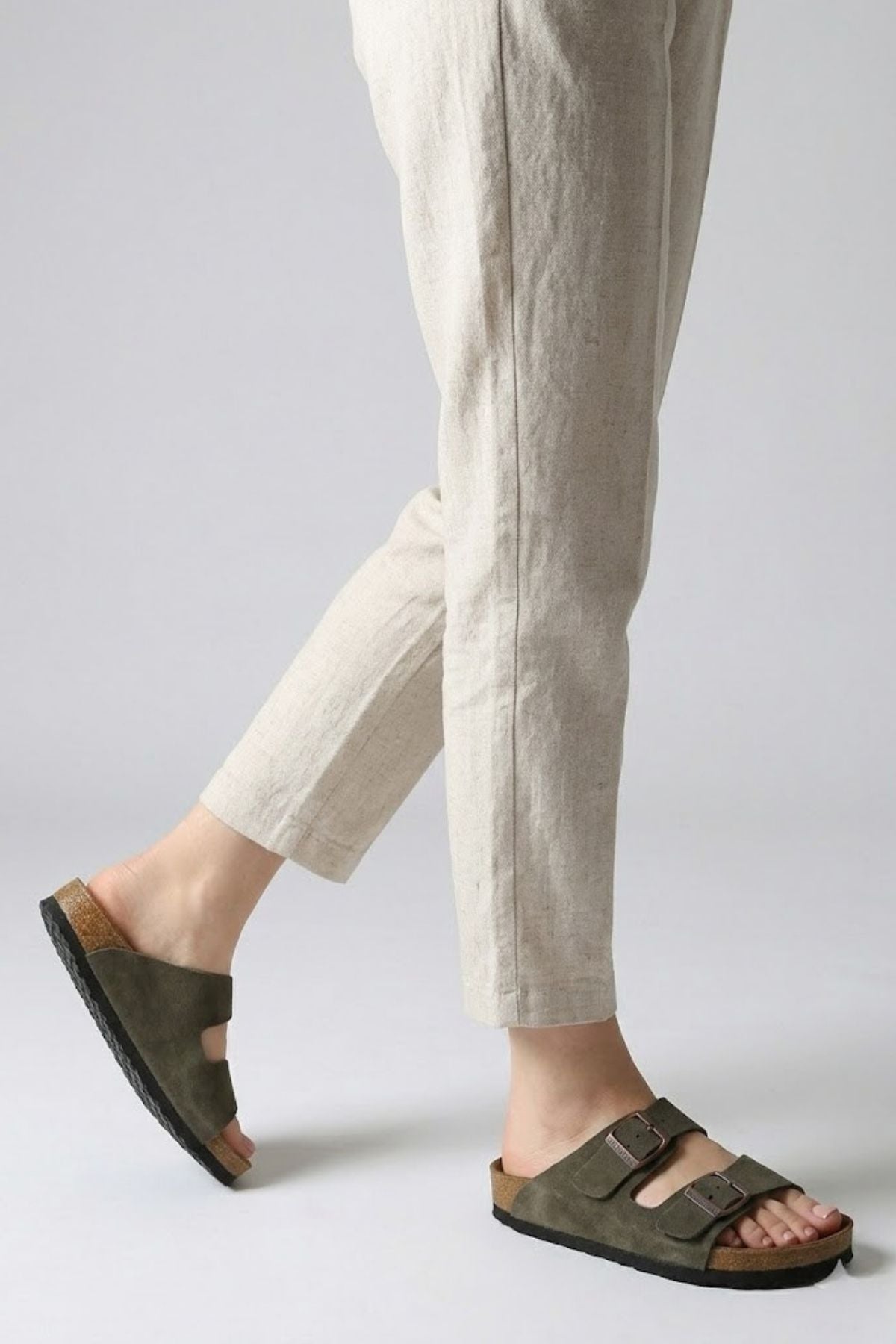 Rıno Kadın Haki Yeşil Nubuk Kemerli Terlik