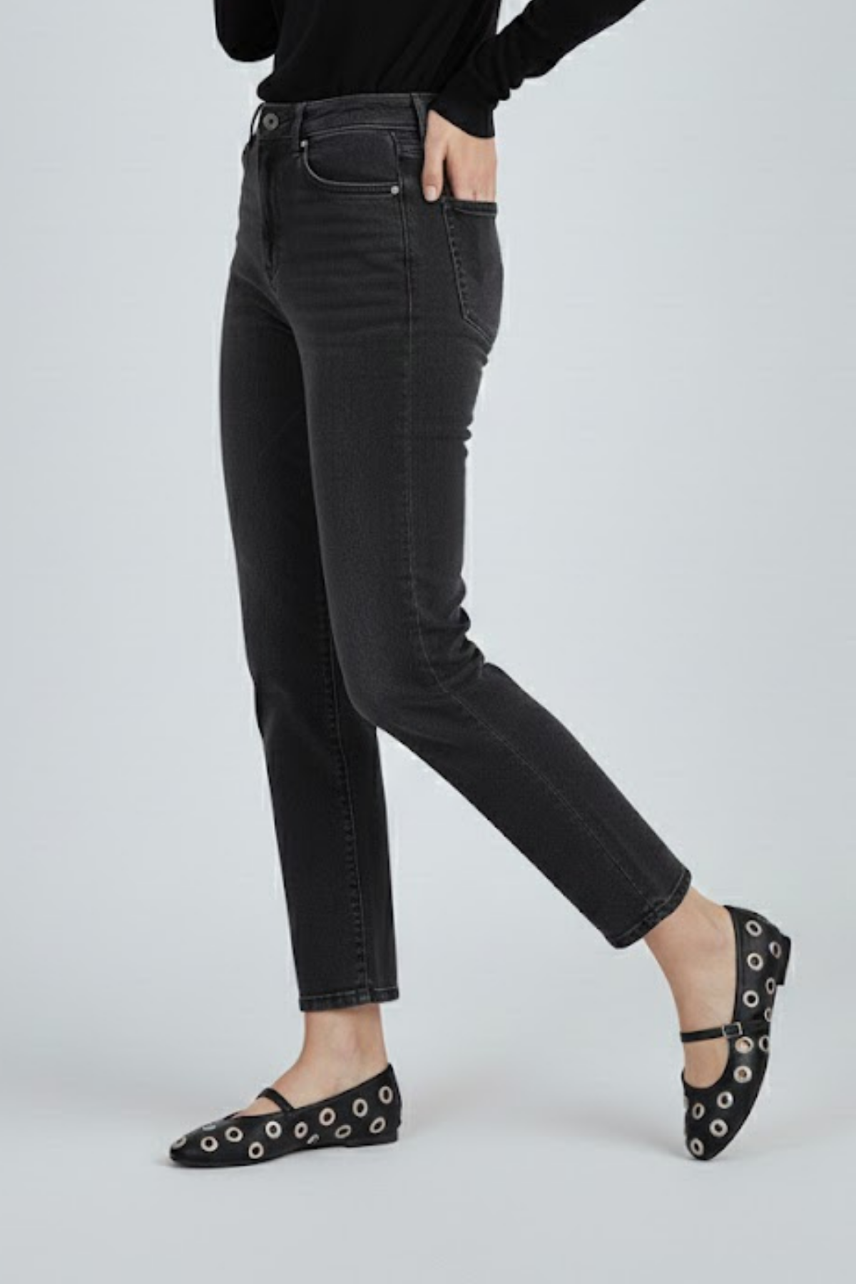 Tinta Kadın Siyah Metal Delikli Babet Ayakkabı