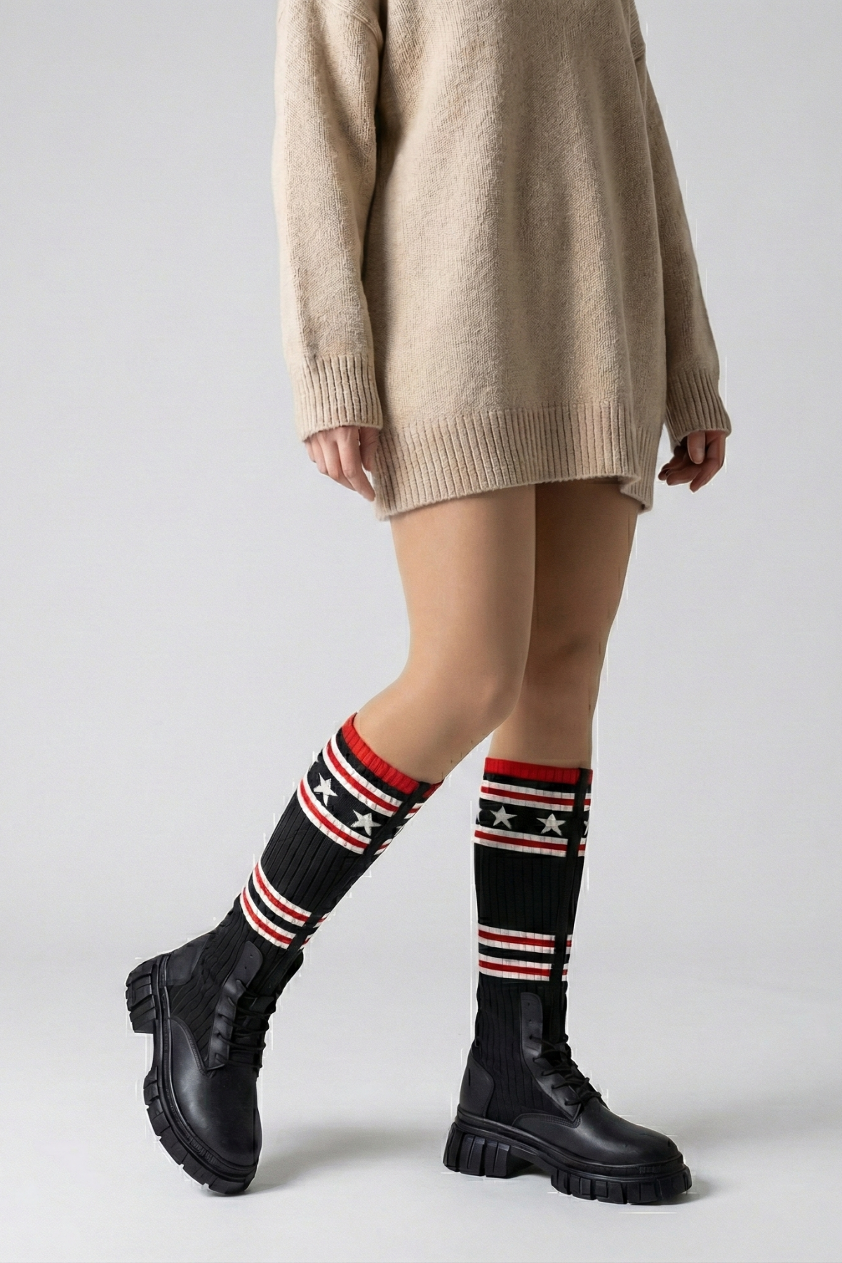 Leo Siyah Triko Kadın Bot