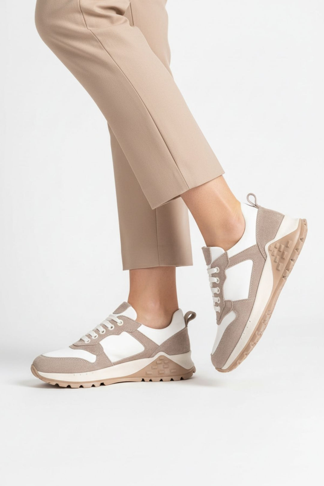 Salfas Kadın Hakiki Deri Bej Spor Ayakkabı