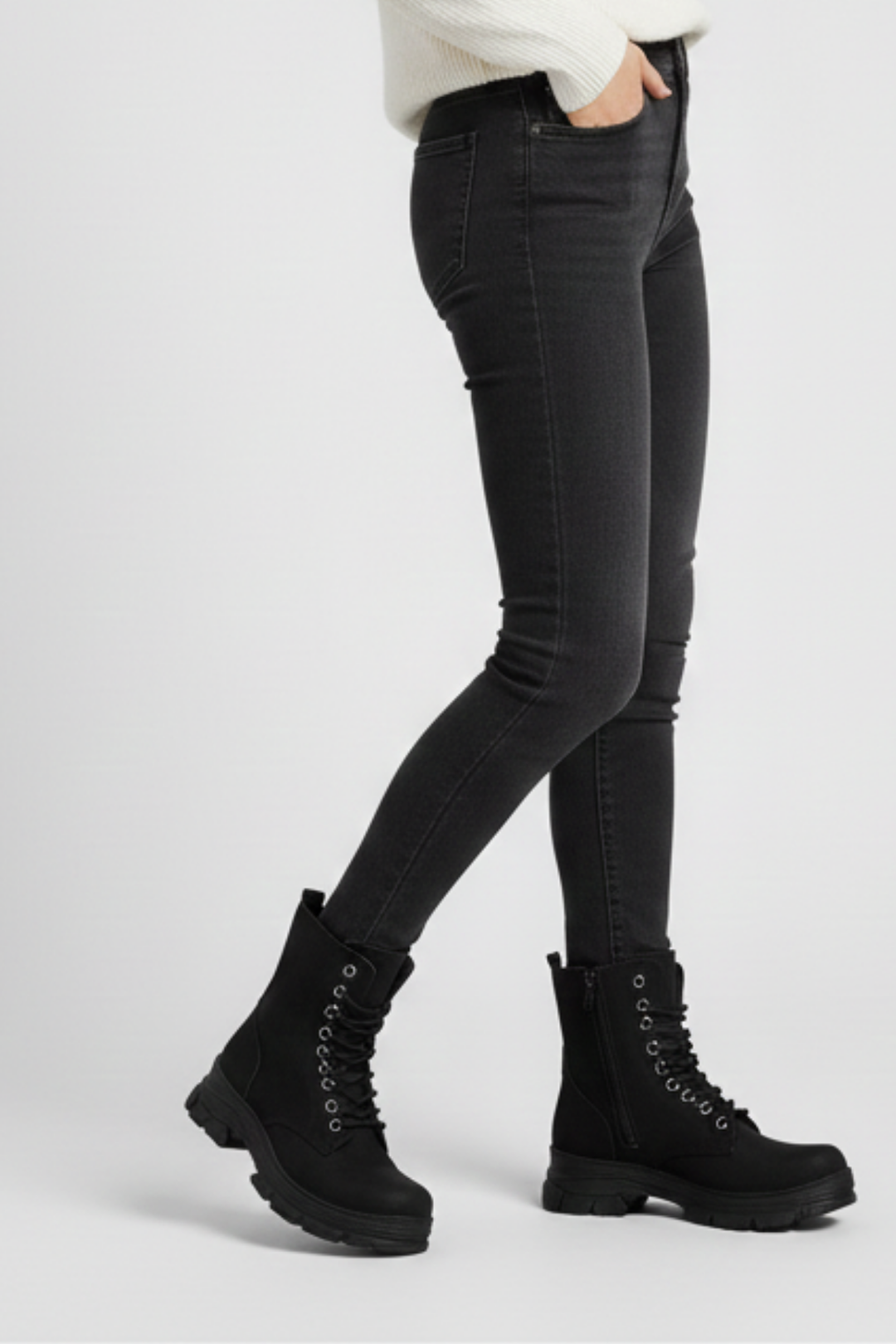 Morton Kadın Kalın Tabanlı Siyah Postal Bot