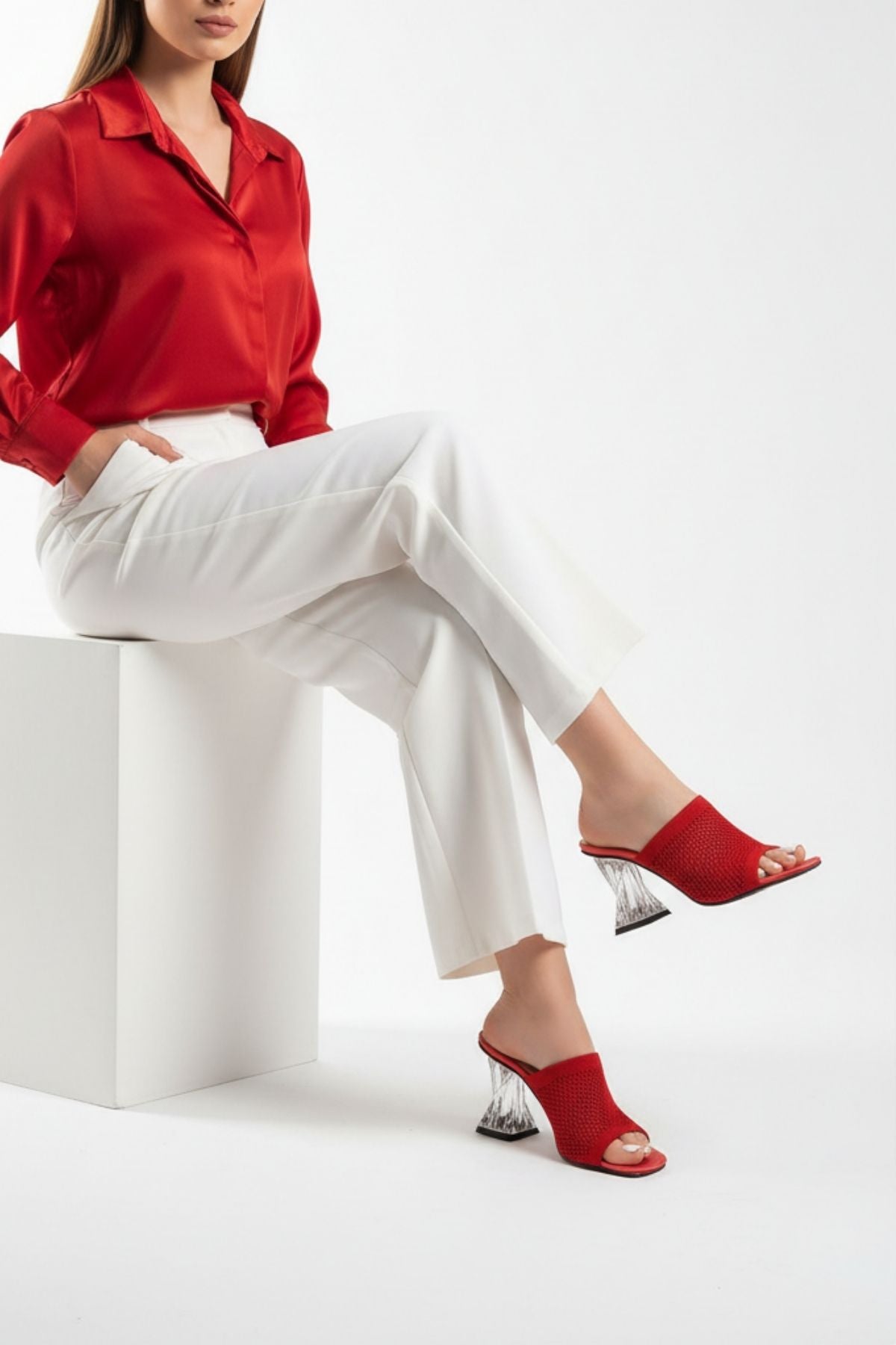 Akva Kadın Kırmızı Triko Şeffaf Topuklu Terlik