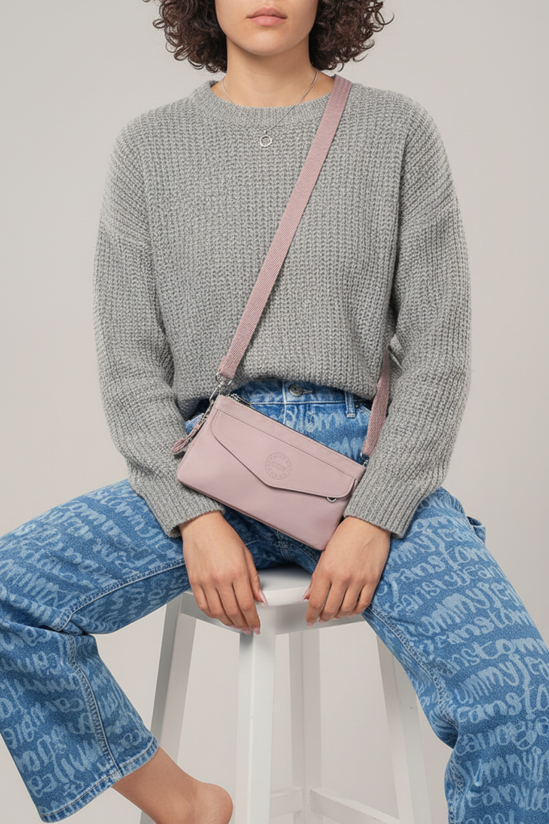 Kolek Küçük Boy Fermuarlı Su Geçirmez Kadın Çapraz Çanta