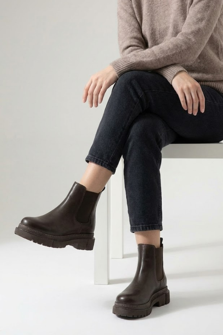 Nayliz Kahve Lastikli Kadın Bot