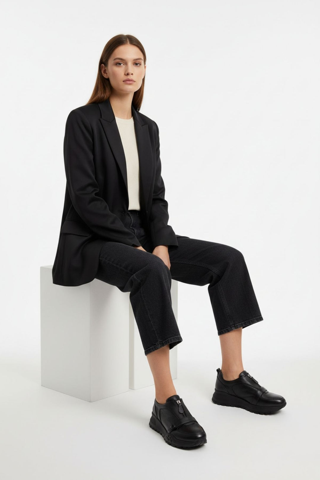 Robigo Kadın Hakiki Deri Siyah Spor Ayakkabı