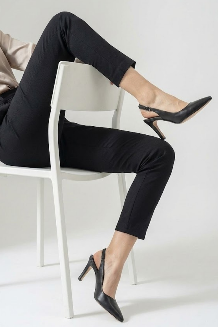 Holzercy Siyah Arkası Açık Kadın Topuklu Ayakkabı