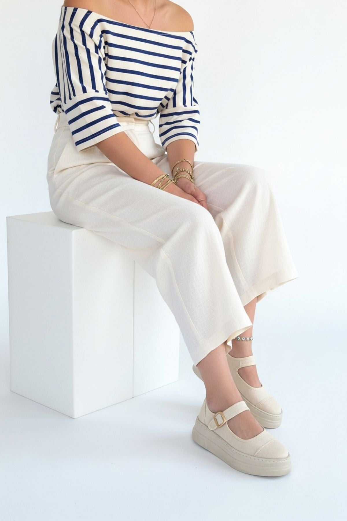 Lunni Kadın Bej Keten Bantlı Babet Ayakkabı