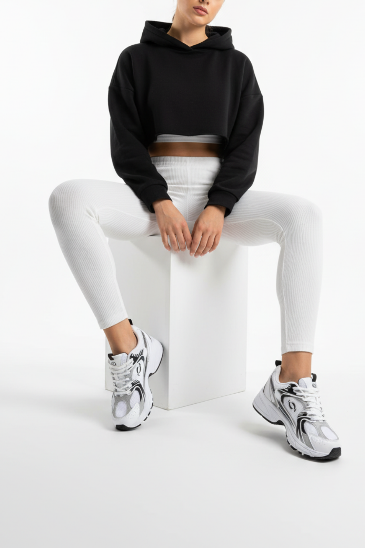 Argento Kadın Triko Desen Beyaz Siyah Spor Ayakkabı