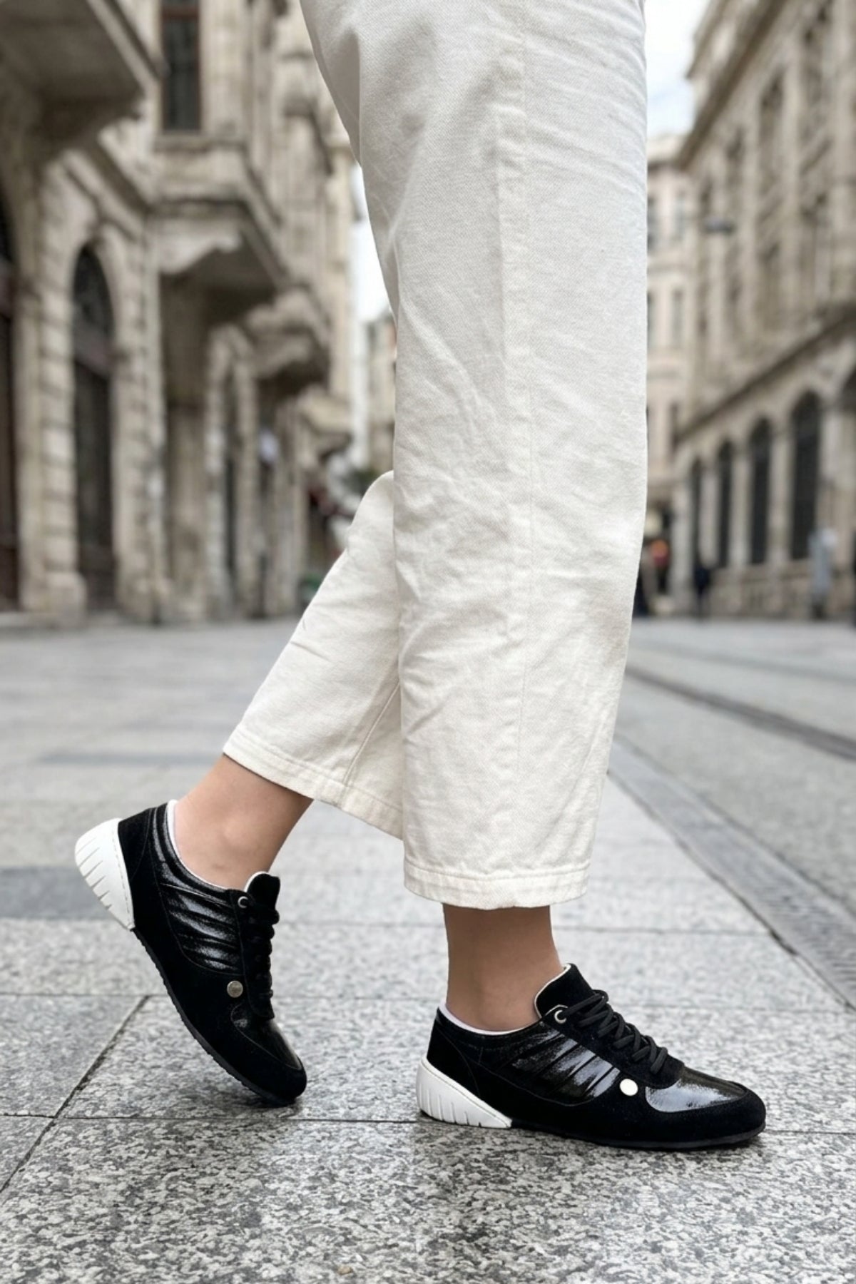 Jawen Kadın Siyah Nubuk Spor Ayakkabı