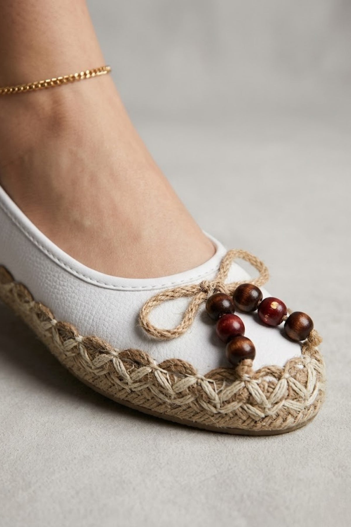 Ilwe Kadın Boncuk Detaylı Beyaz Babet Ayakkabı