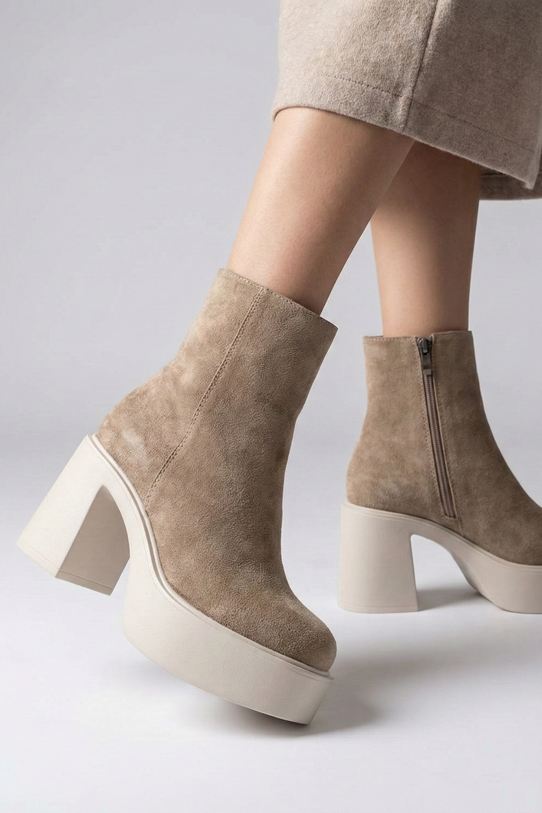 Feray Kadın Süet Vizon Topuklu Bot