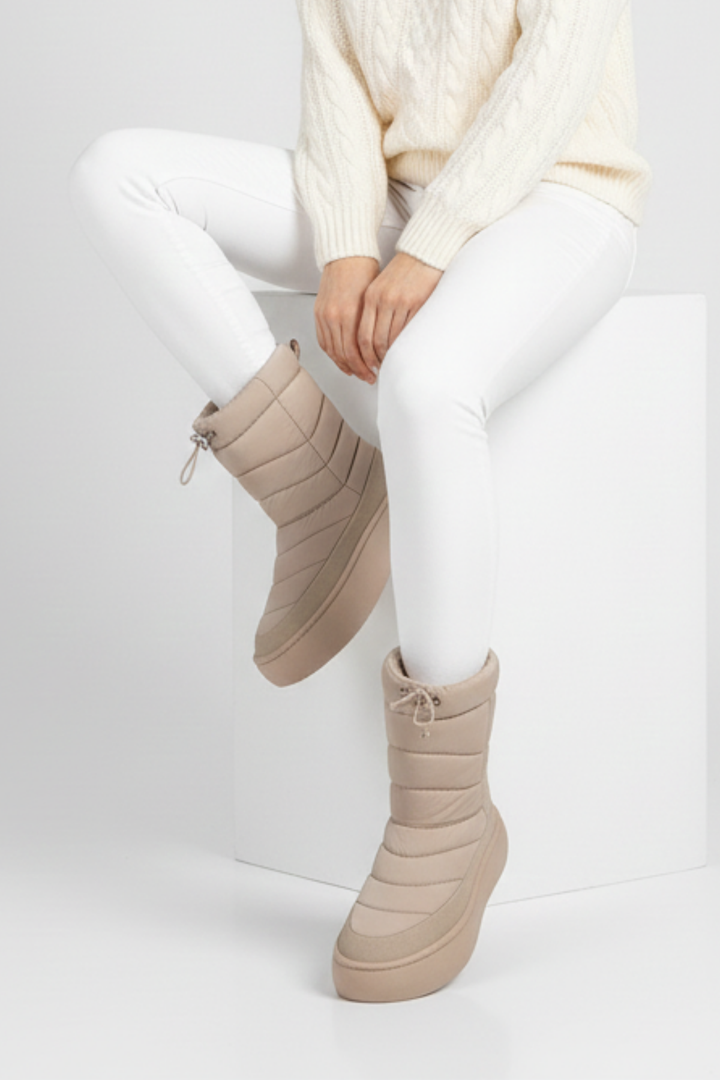 Petra Kadın Kalın Taban Paraşüt Kumaş Nut Kar Botu